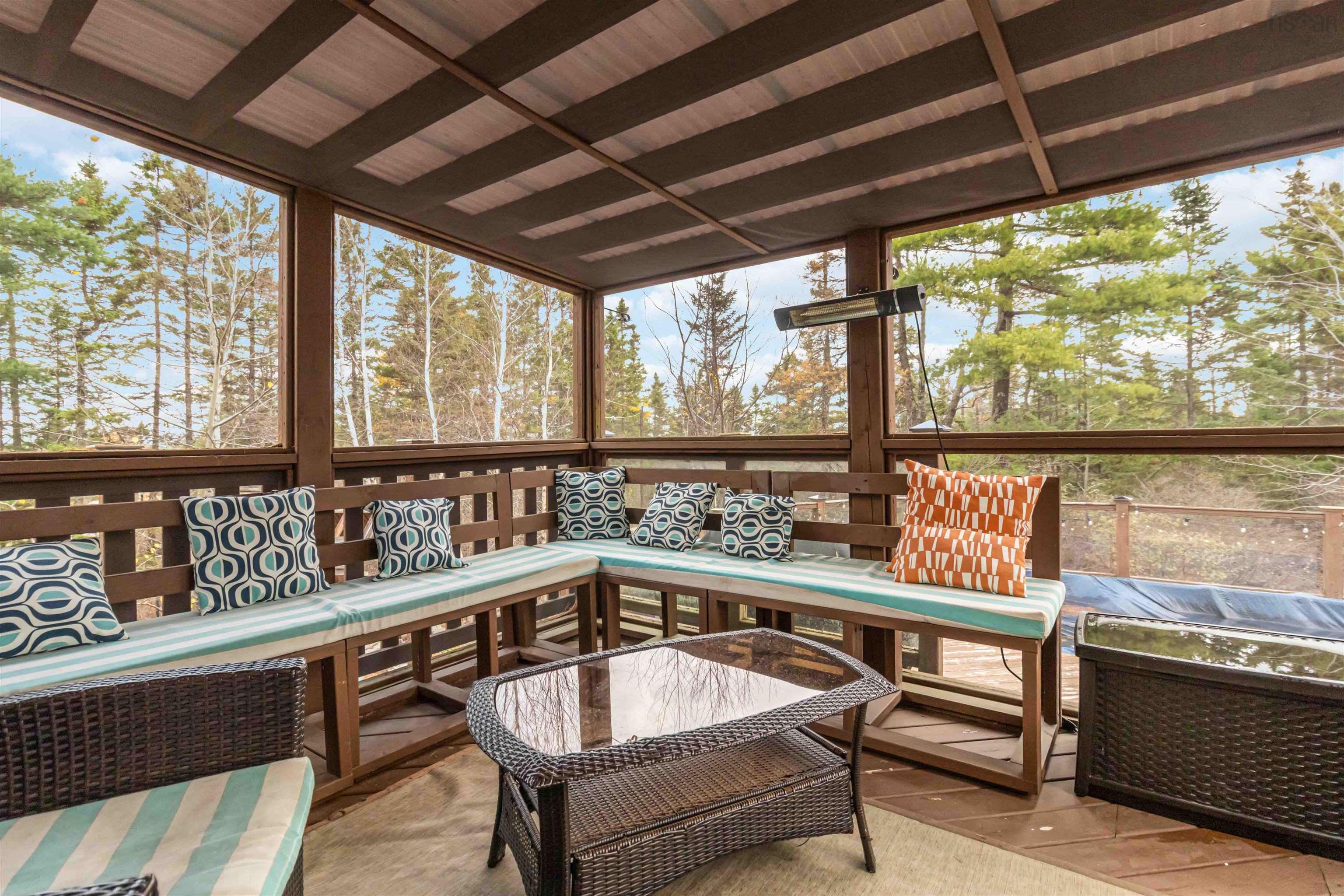 31 Piggott Avenue, Fall River, NS (MLS 202527806)