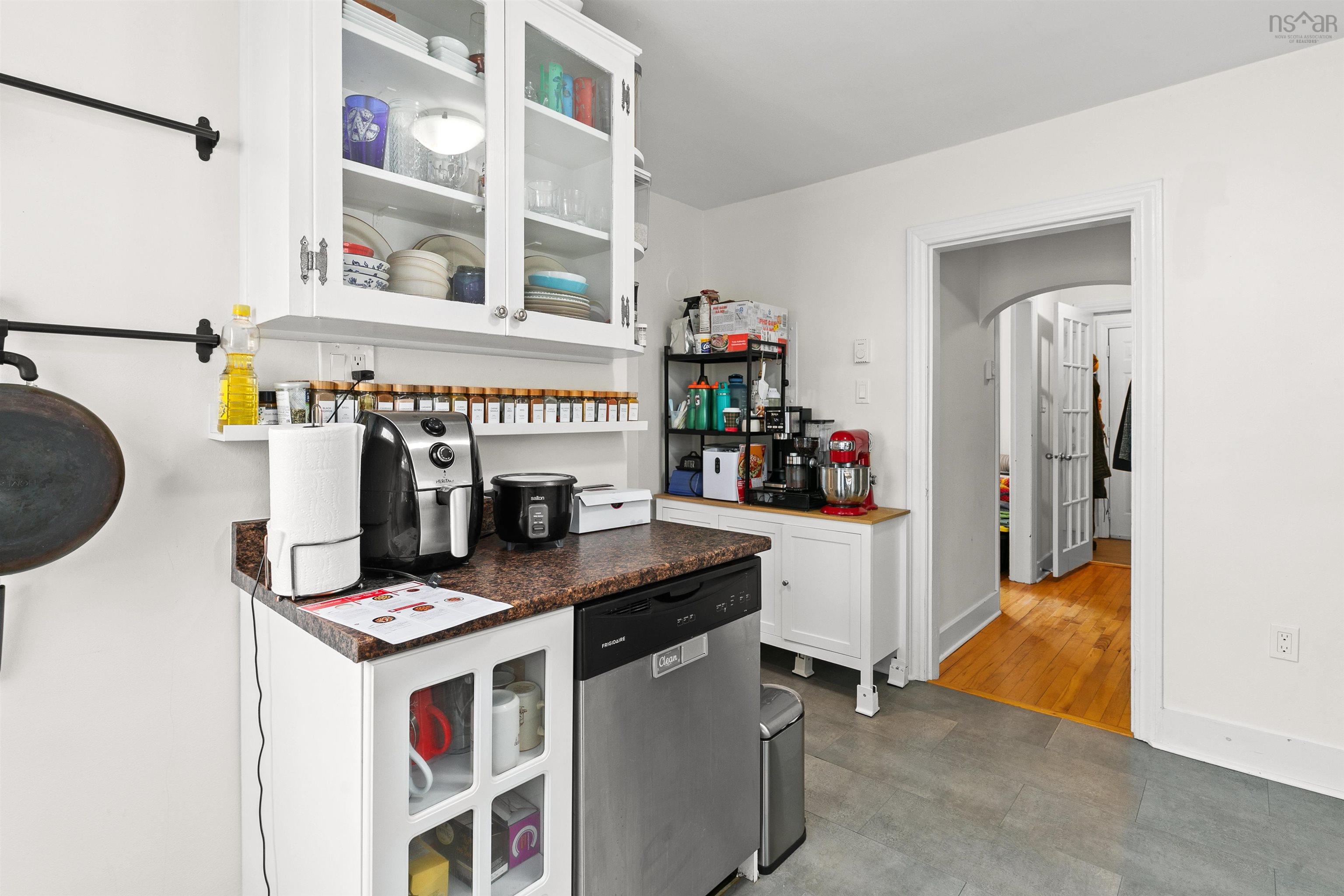 3 Garden Drive, Dartmouth, NS (MLS 202527843)