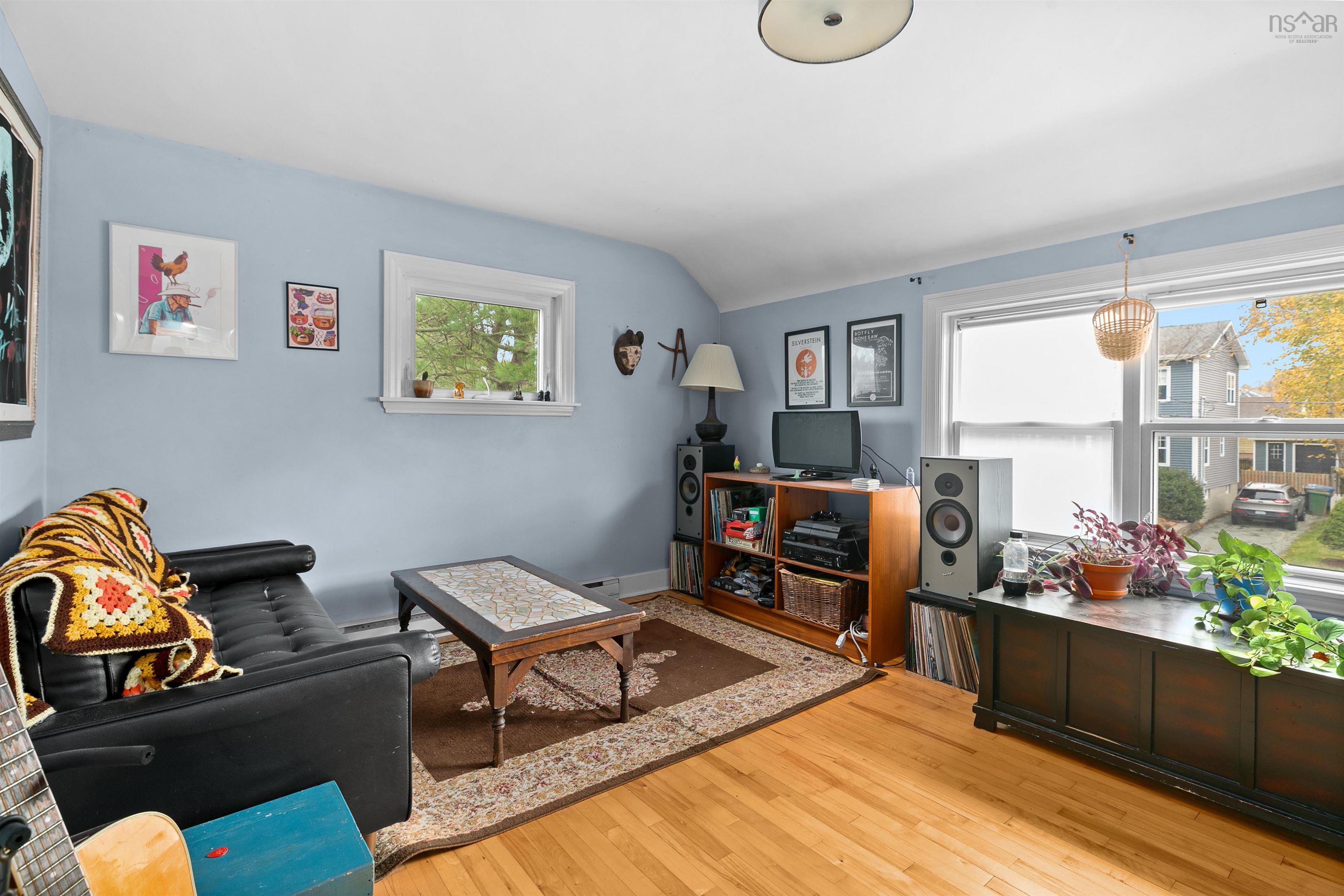 3 Garden Drive, Dartmouth, NS (MLS 202527843)