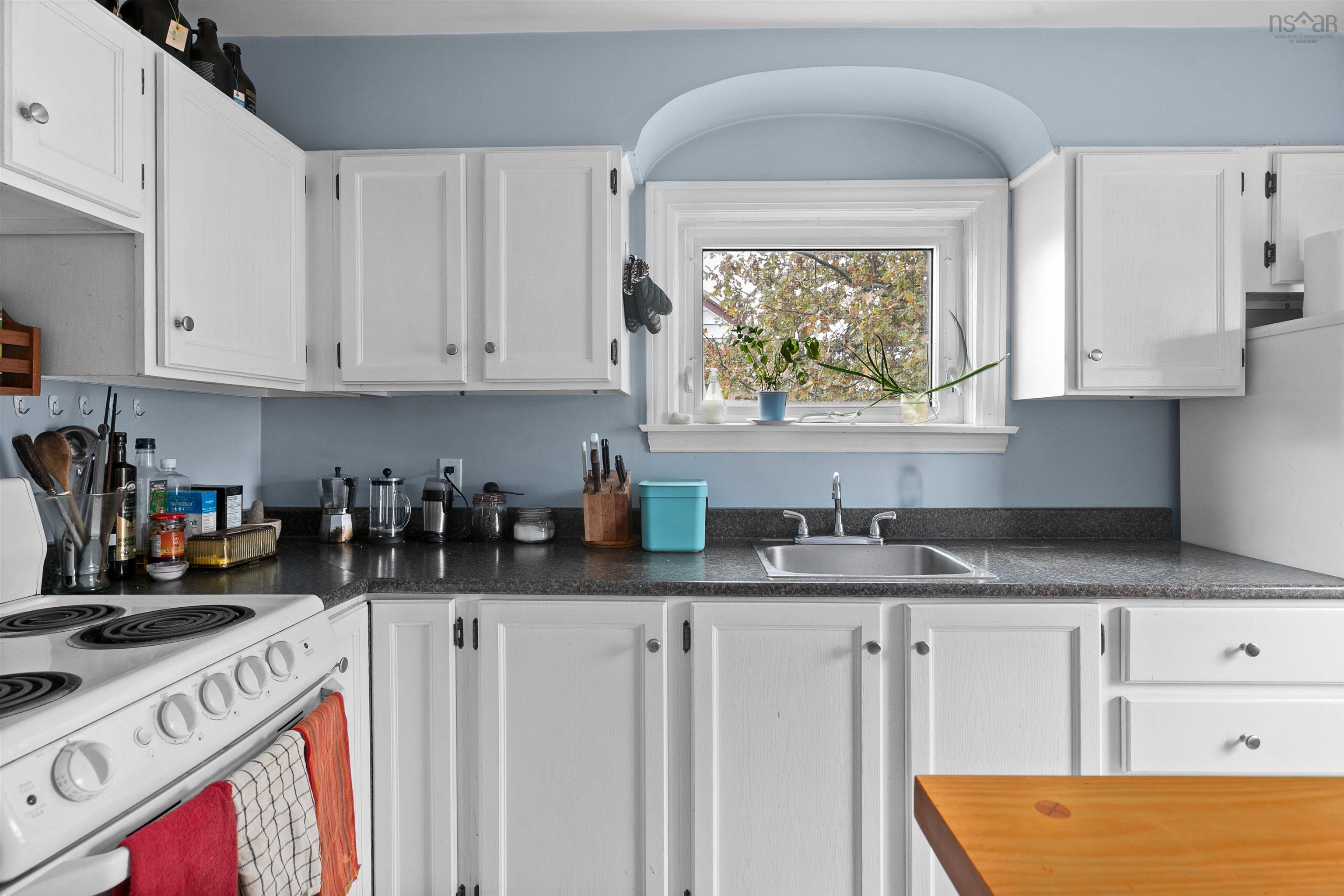 3 Garden Drive, Dartmouth, NS (MLS 202527843)