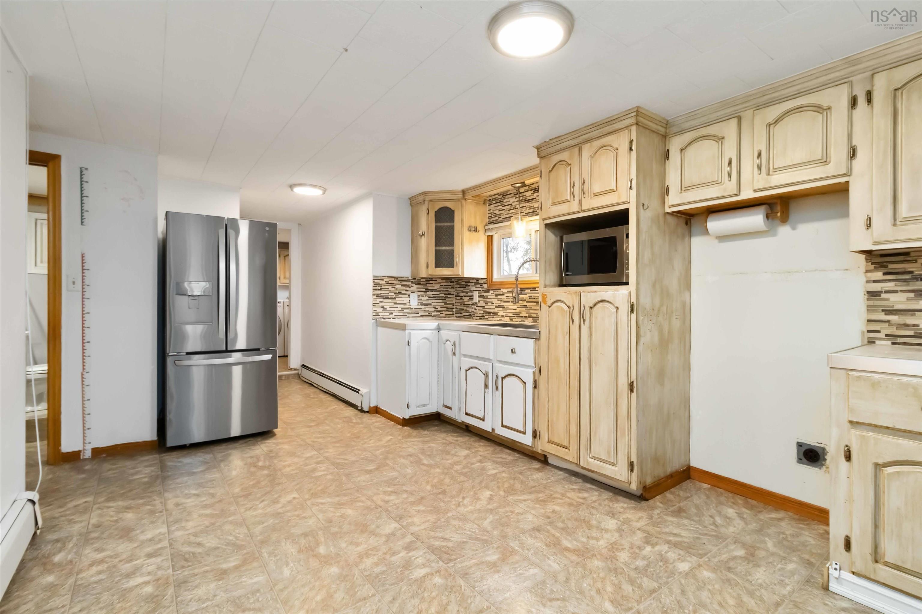 44 Courtney Road, Dartmouth, NS (MLS 202527844)