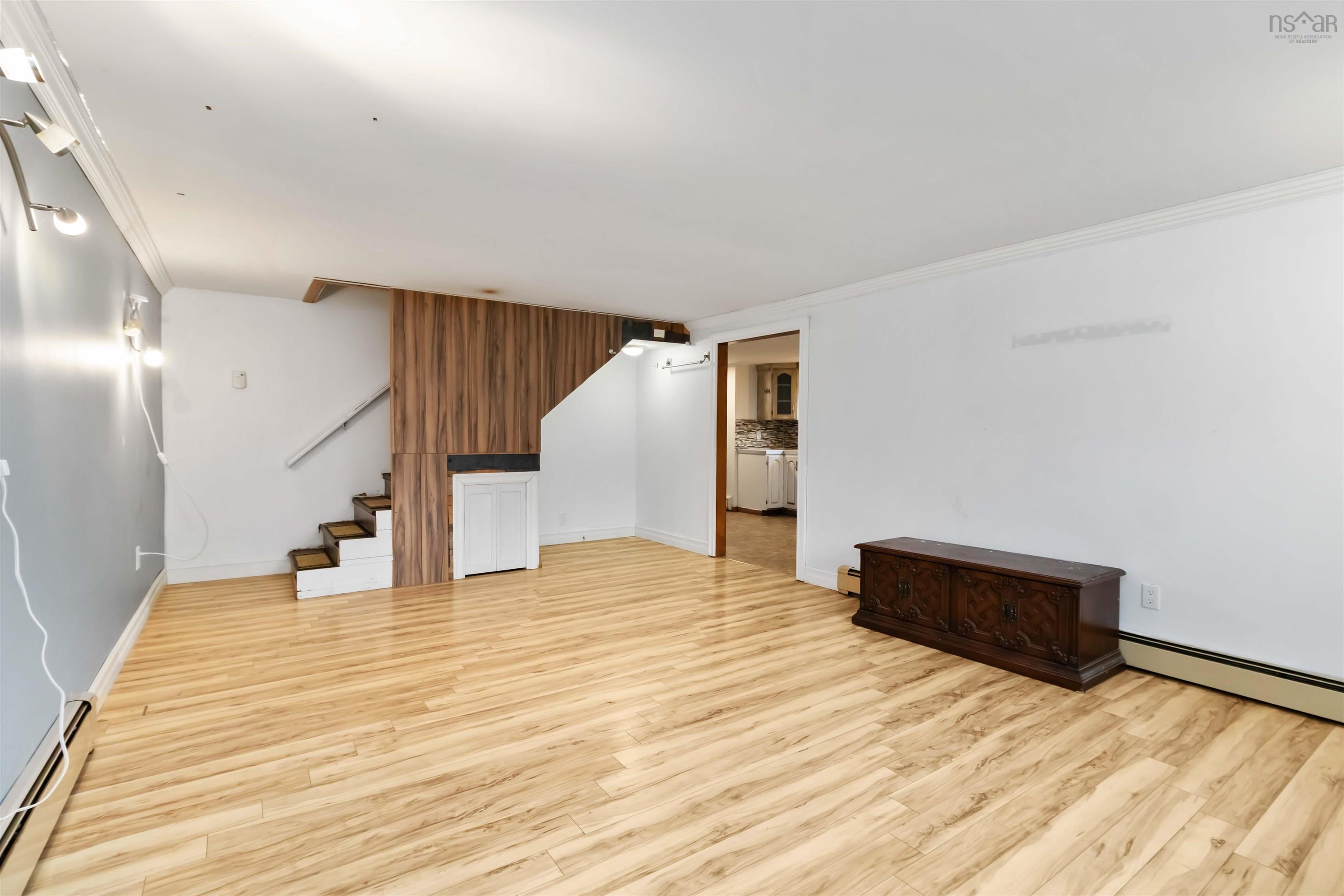 44 Courtney Road, Dartmouth, NS (MLS 202527844)