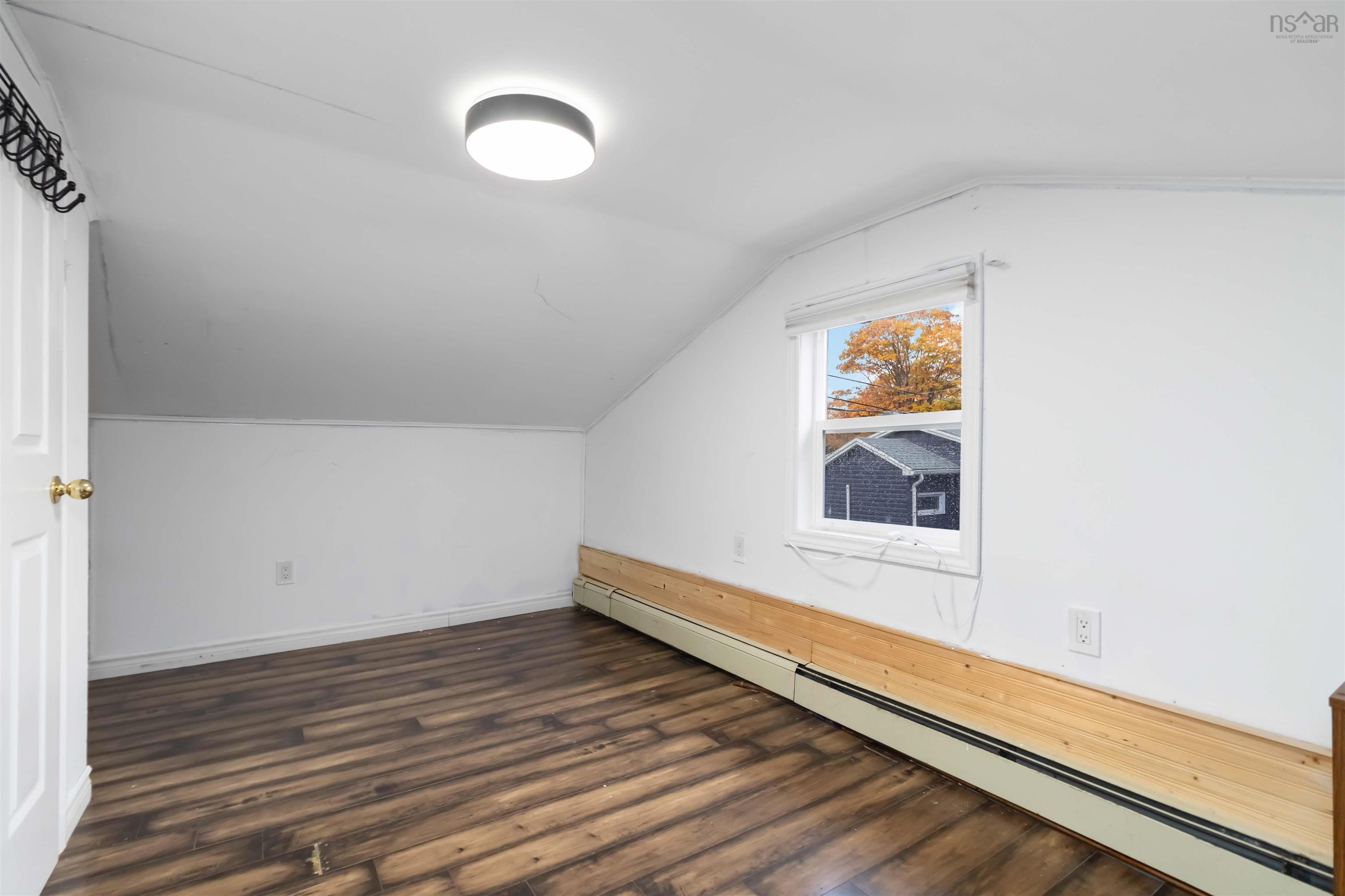 44 Courtney Road, Dartmouth, NS (MLS 202527844)