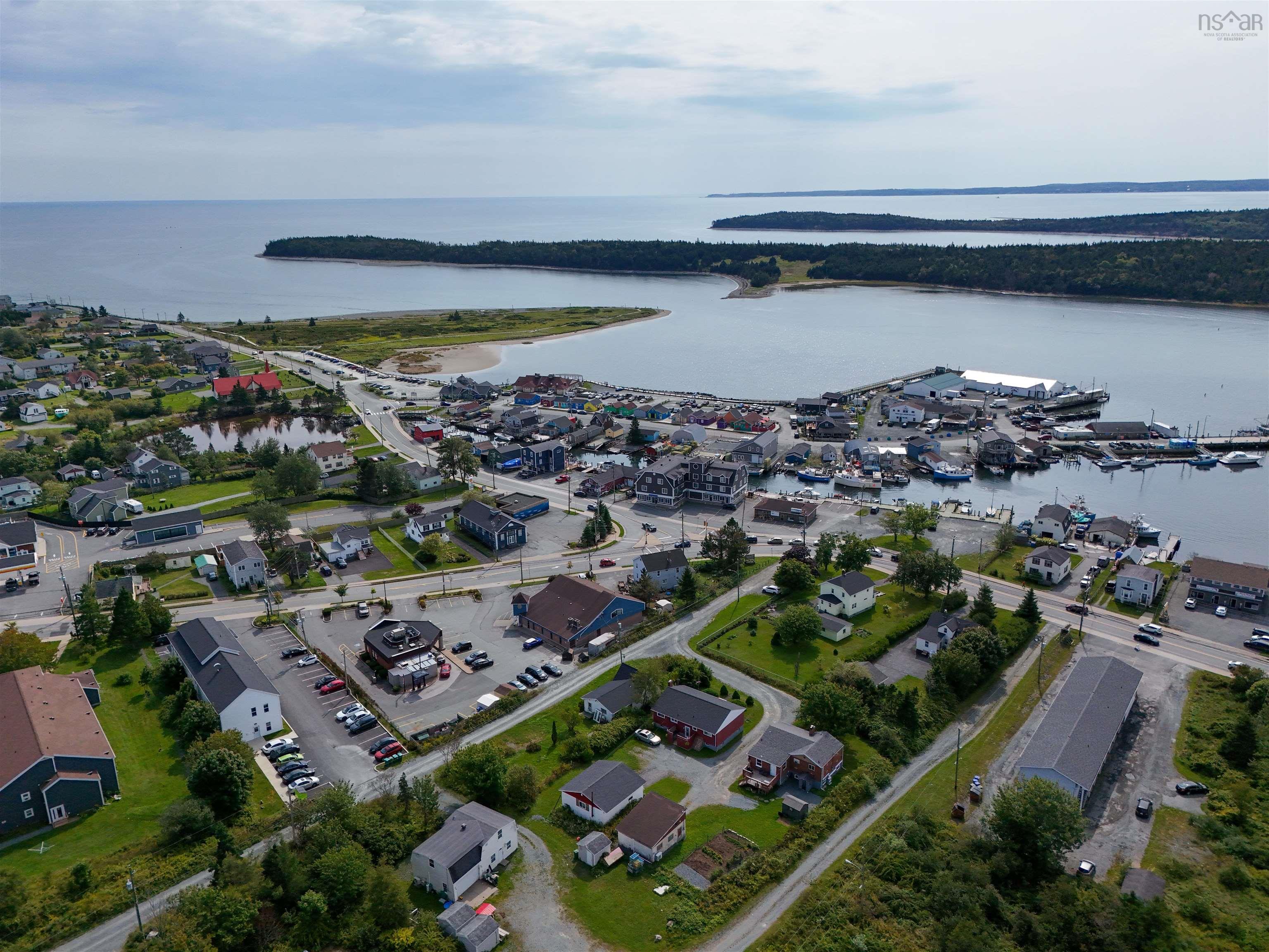 20 Silvers Lane, Eastern Passage, NS (MLS 202527850)