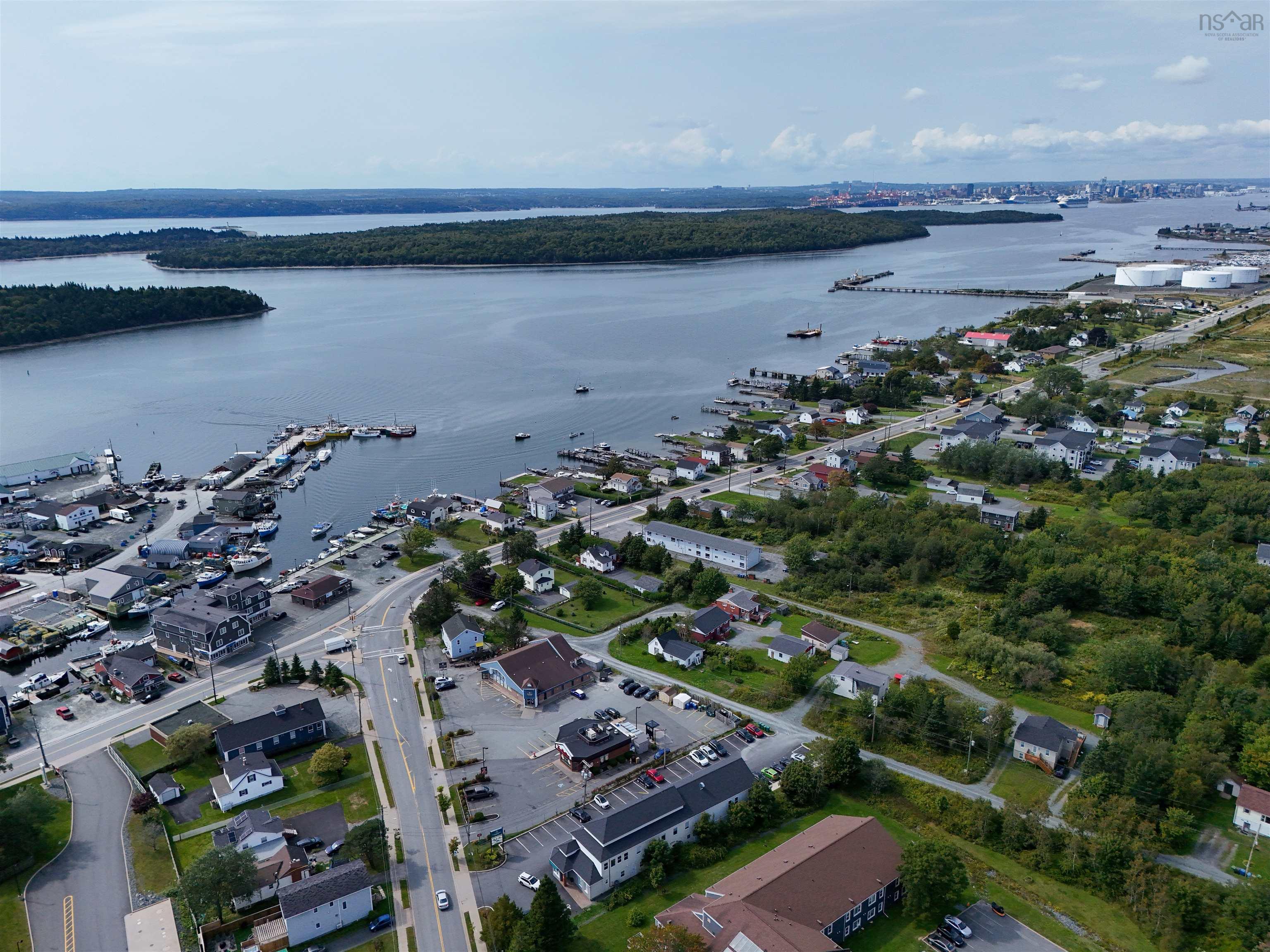 20 Silvers Lane, Eastern Passage, NS (MLS 202527850)