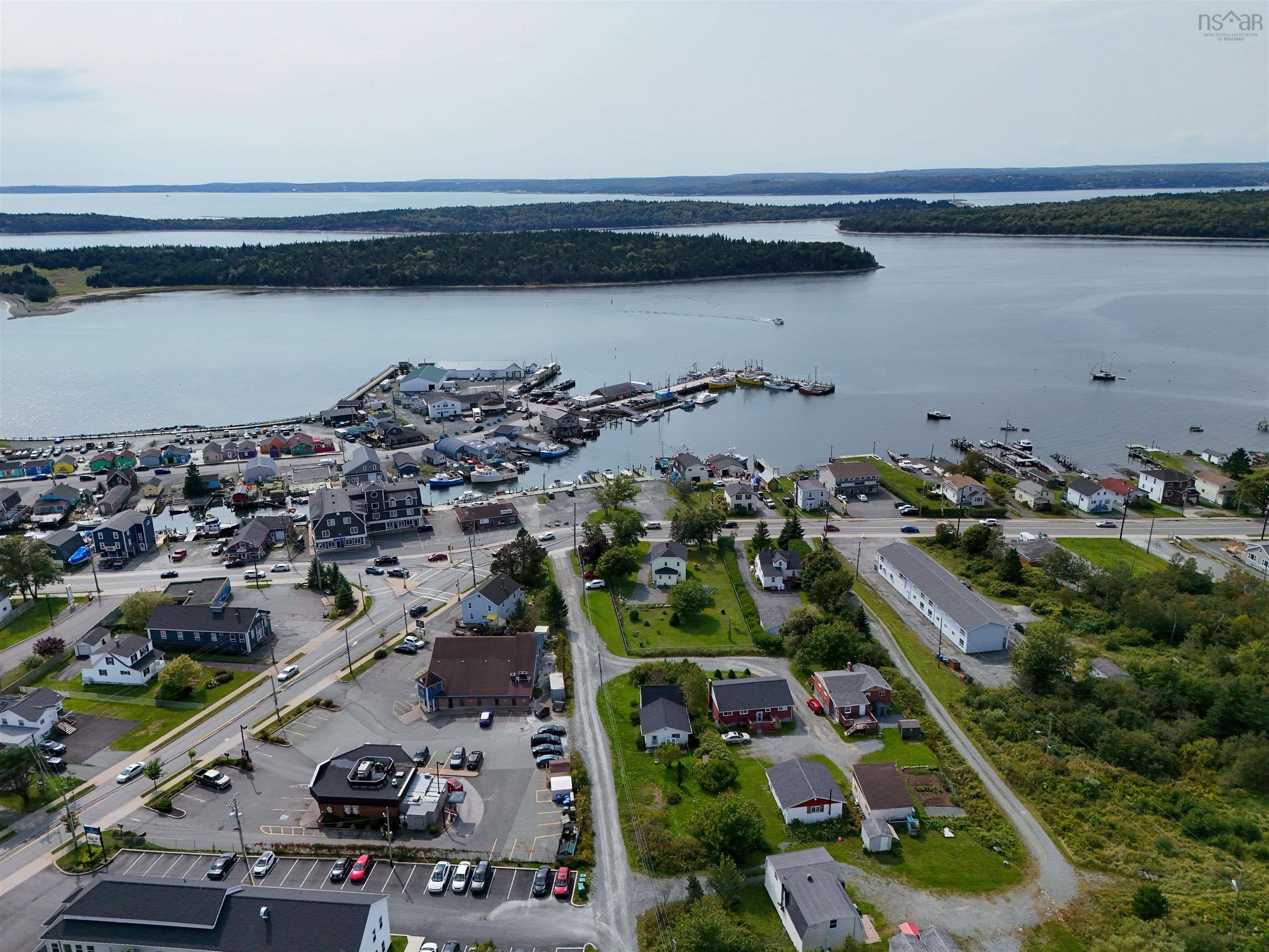 20 Silvers Lane, Eastern Passage, NS (MLS 202527851)