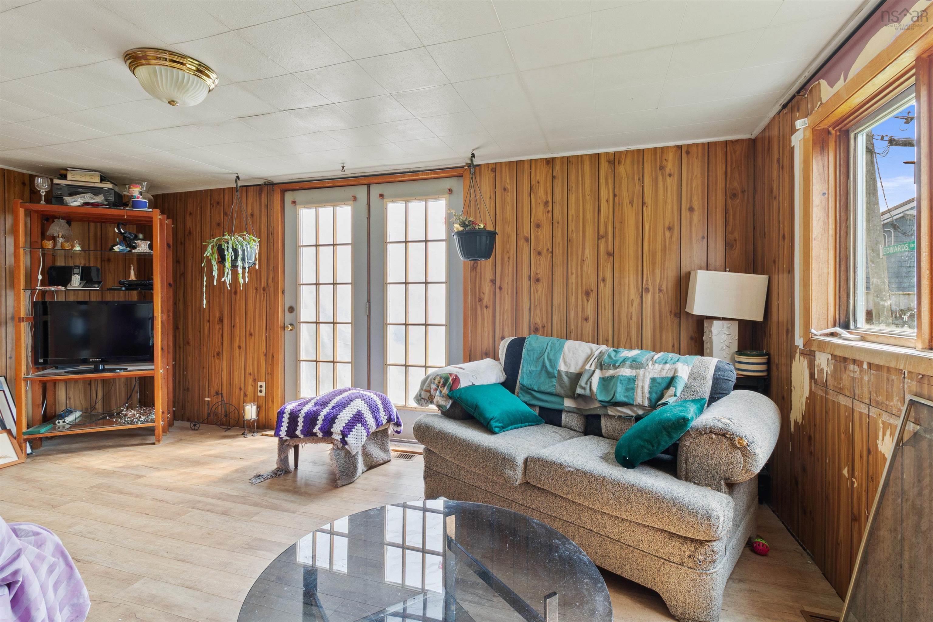 20 Silvers Lane, Eastern Passage, NS (MLS 202527851)