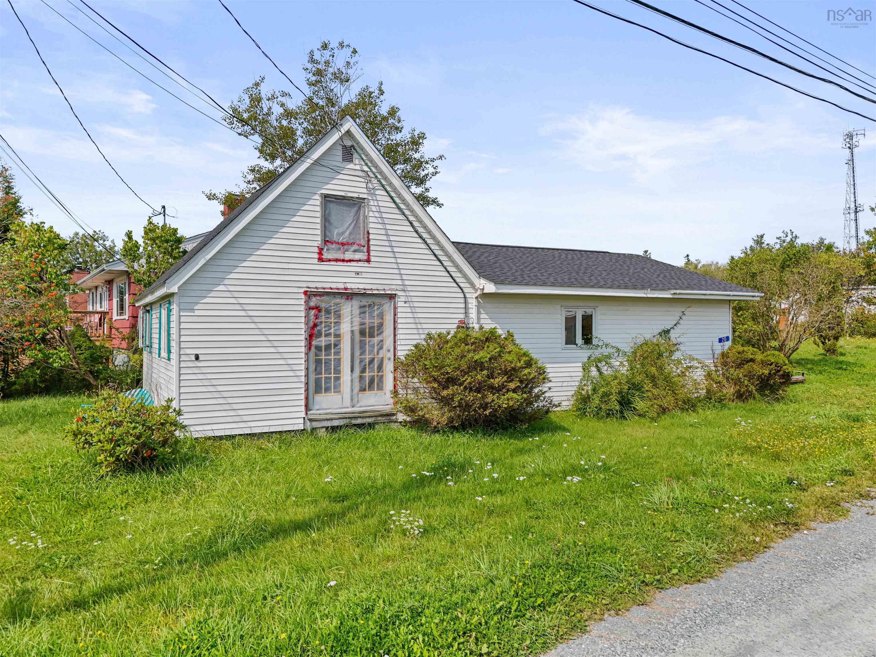 20 Silvers Lane, Eastern Passage, NS (MLS 202527851)
