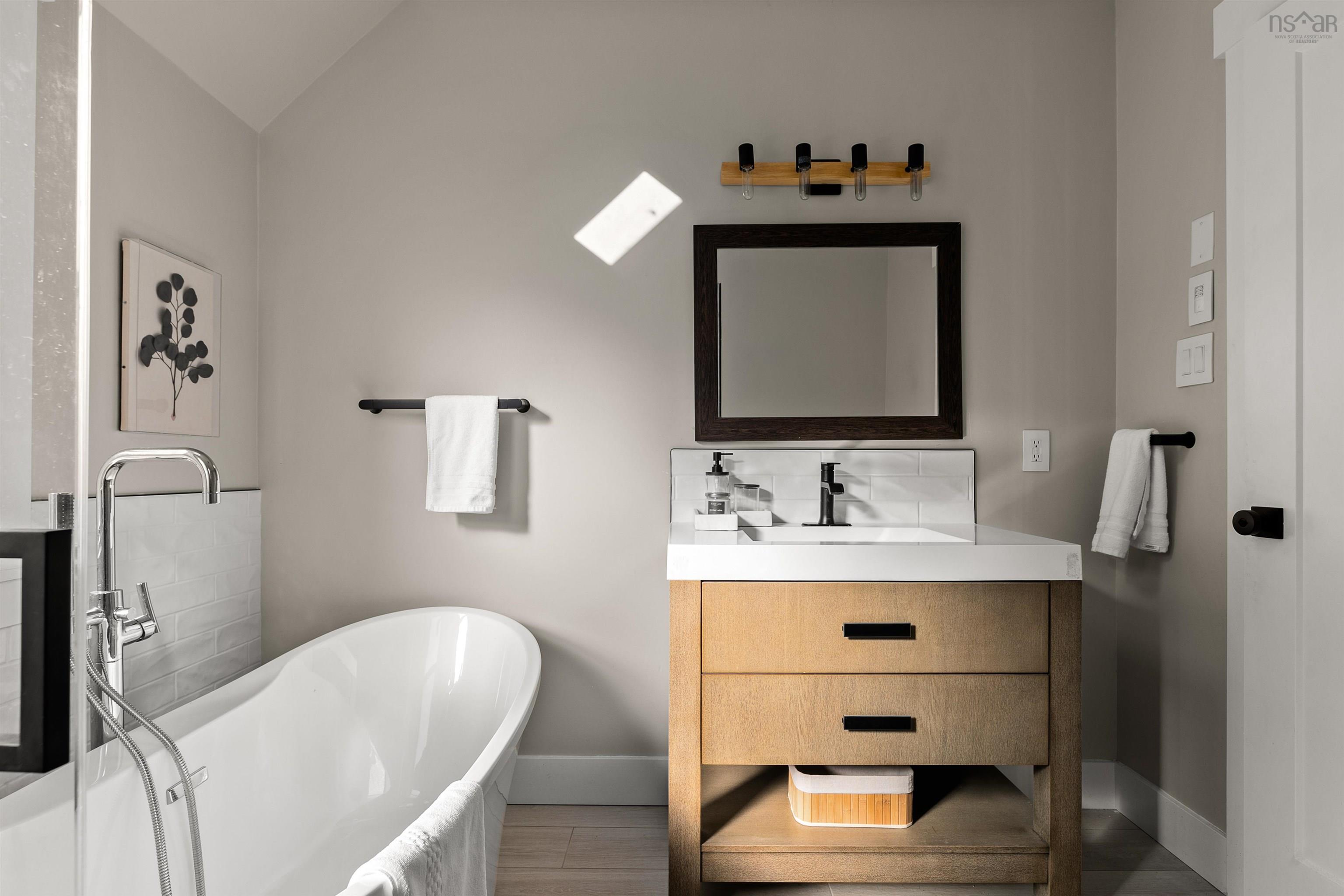 5686 Victoria Road, Halifax, NS (MLS 202527866)