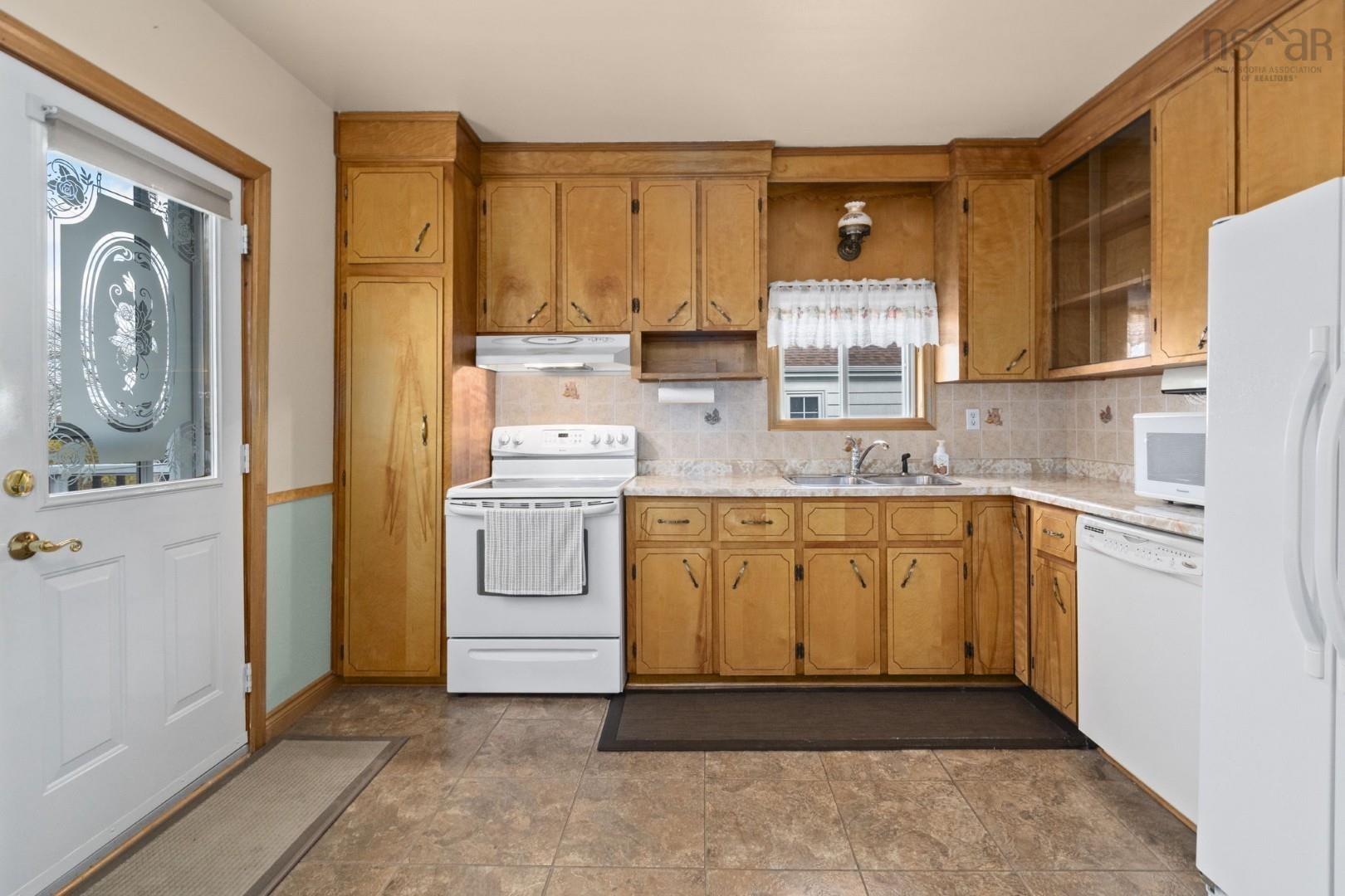 50 Forest Hill Drive, Halifax, NS (MLS 202527897)