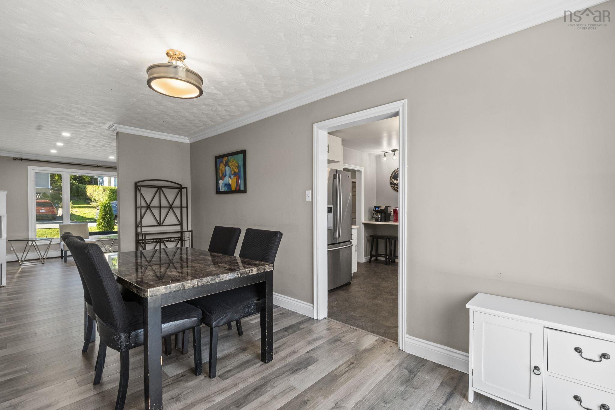 31 Ridge Avenue, Sackville, NS (MLS 202527960)