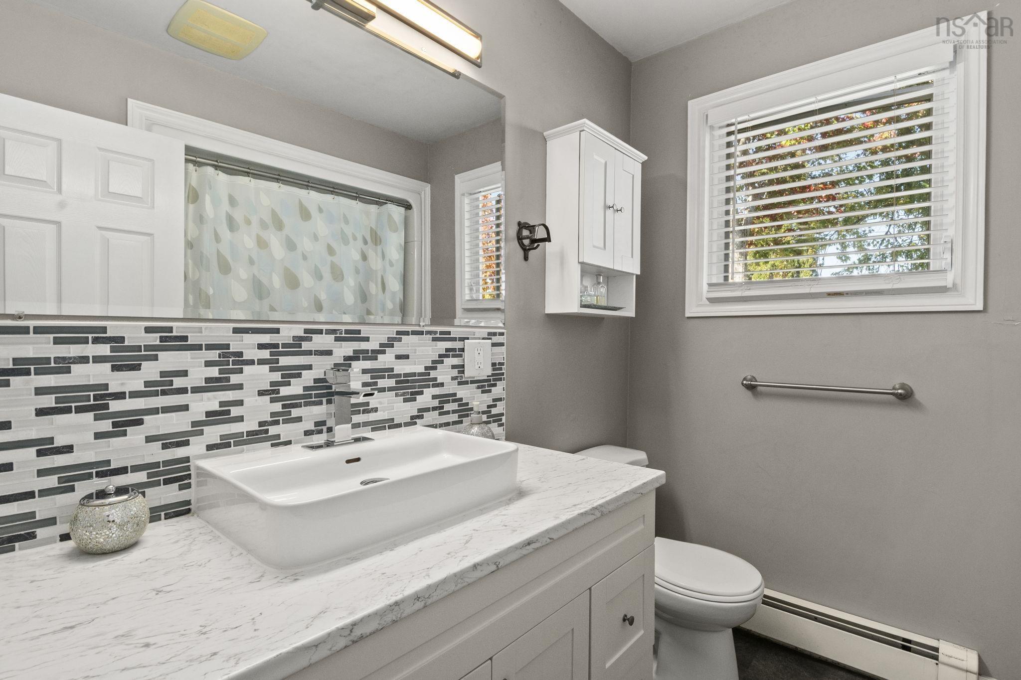 31 Ridge Avenue, Sackville, NS (MLS 202527960)