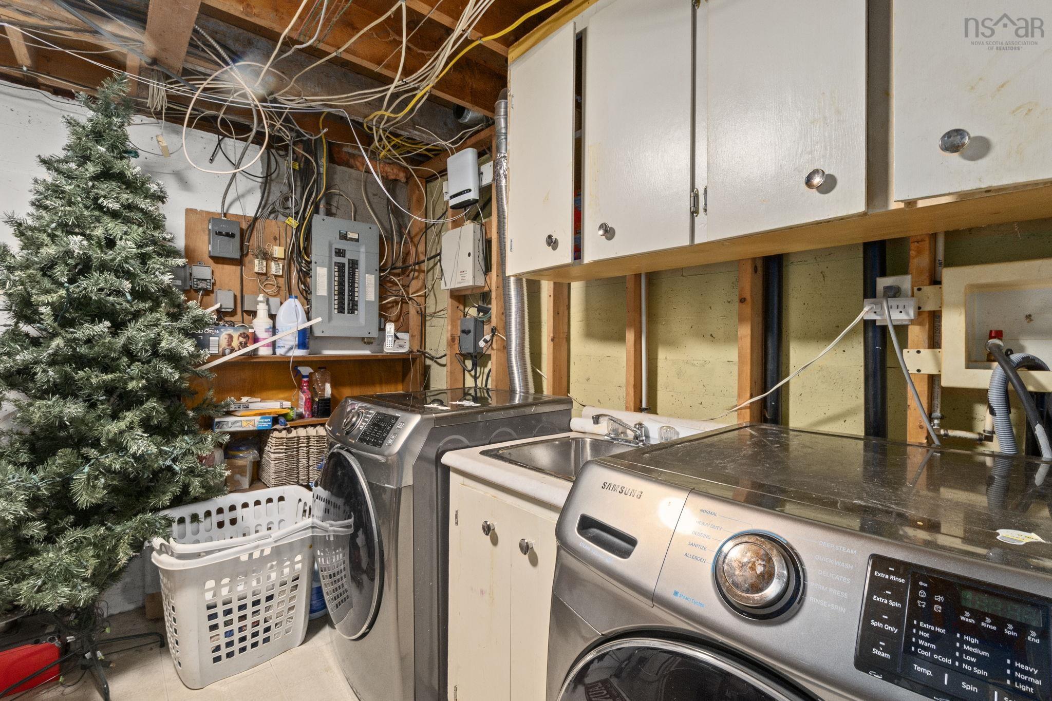 31 Ridge Avenue, Sackville, NS (MLS 202527960)