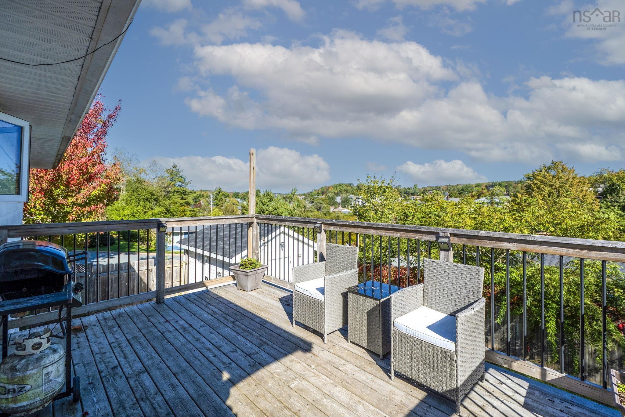 31 Ridge Avenue, Sackville, NS (MLS 202527960)