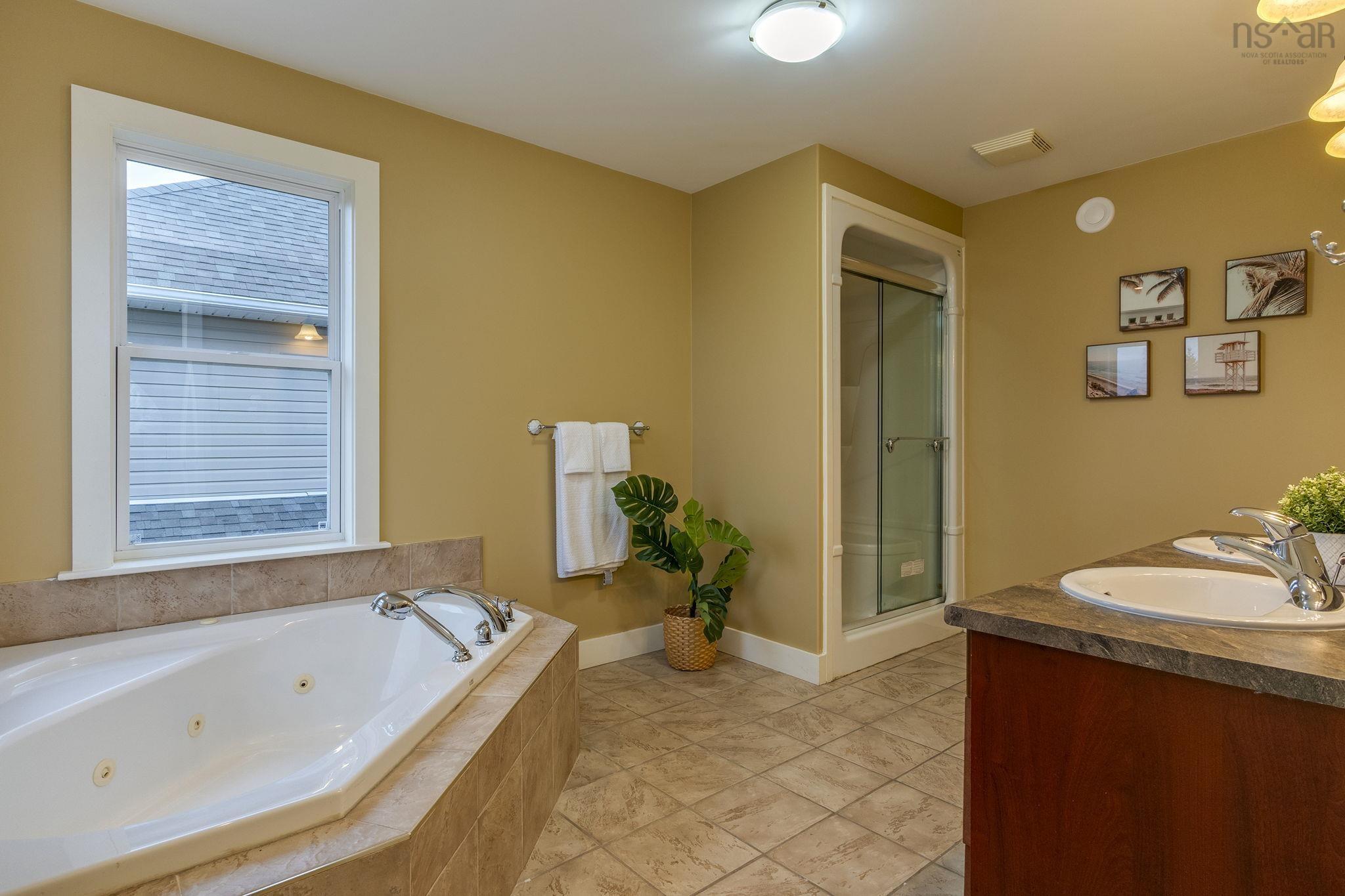 159 Ravines Dr Drive, Bedford, NS (MLS 202527966)