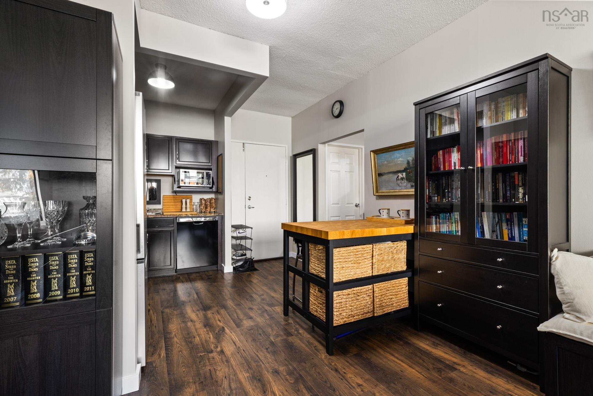 202 6369 Coburg Road, Halifax, NS (MLS 202527997)