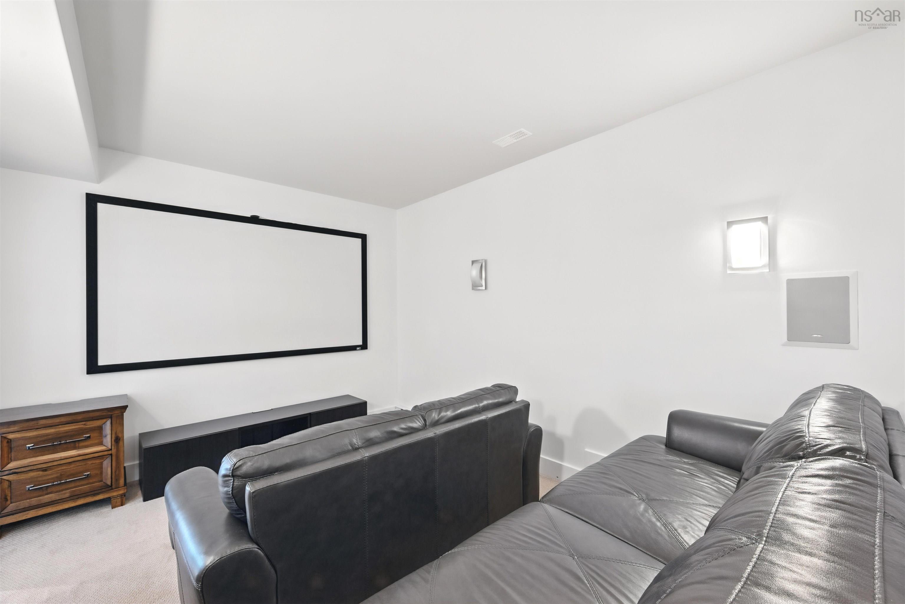 261 Aberdeen Drive, Fall River, NS (MLS 202528029)