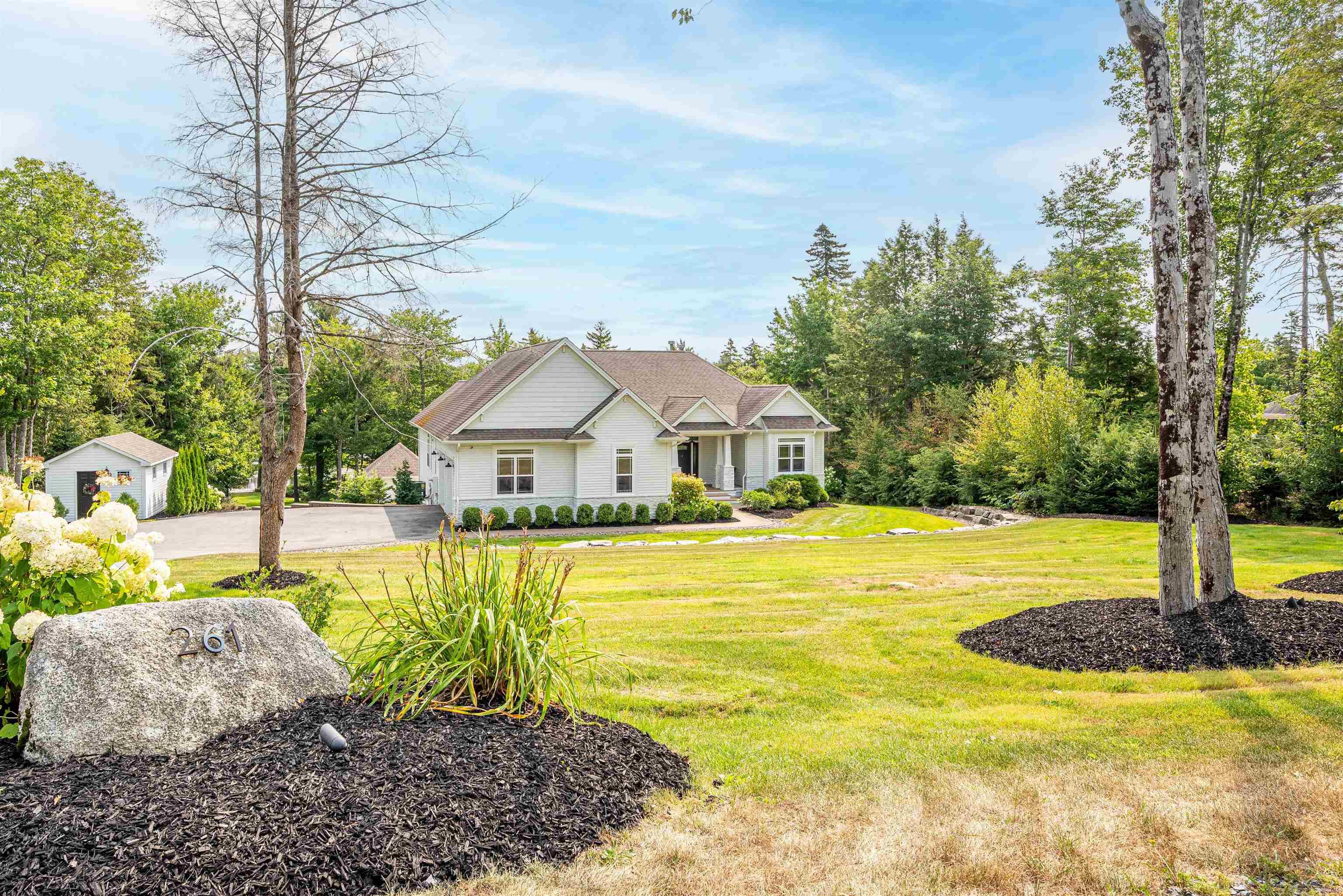 261 Aberdeen Drive, Fall River, NS (MLS 202528029)