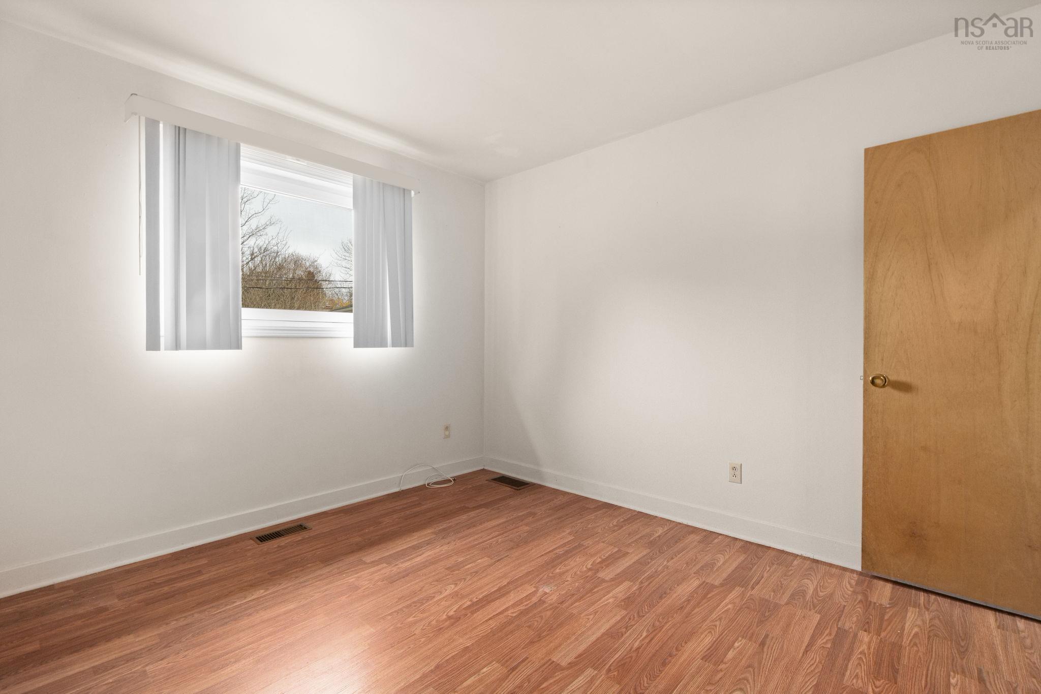 143 Caledonia Road, Dartmouth, NS (MLS 202528032)