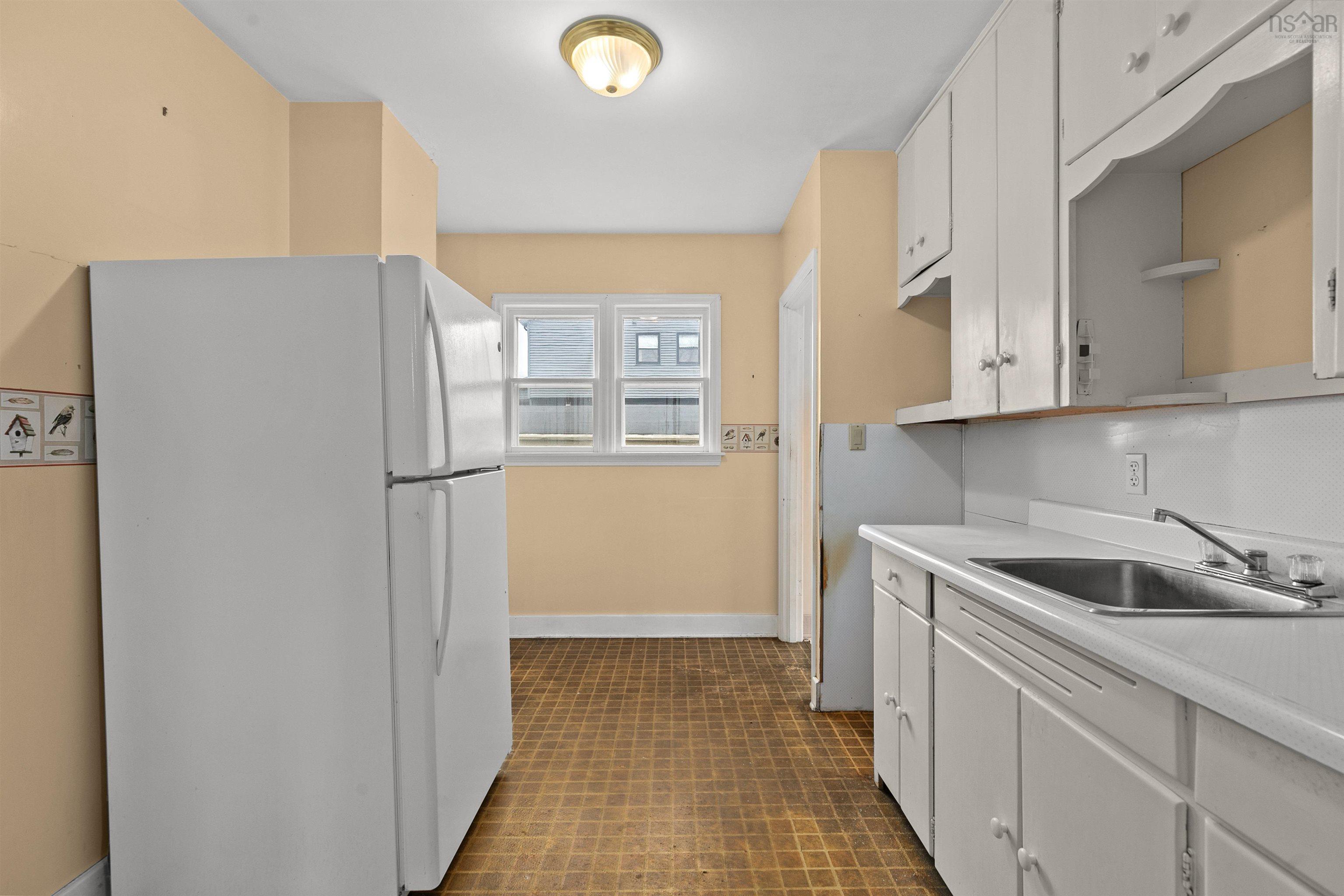 48 Woodland Avenue, Dartmouth, NS (MLS 202528057)