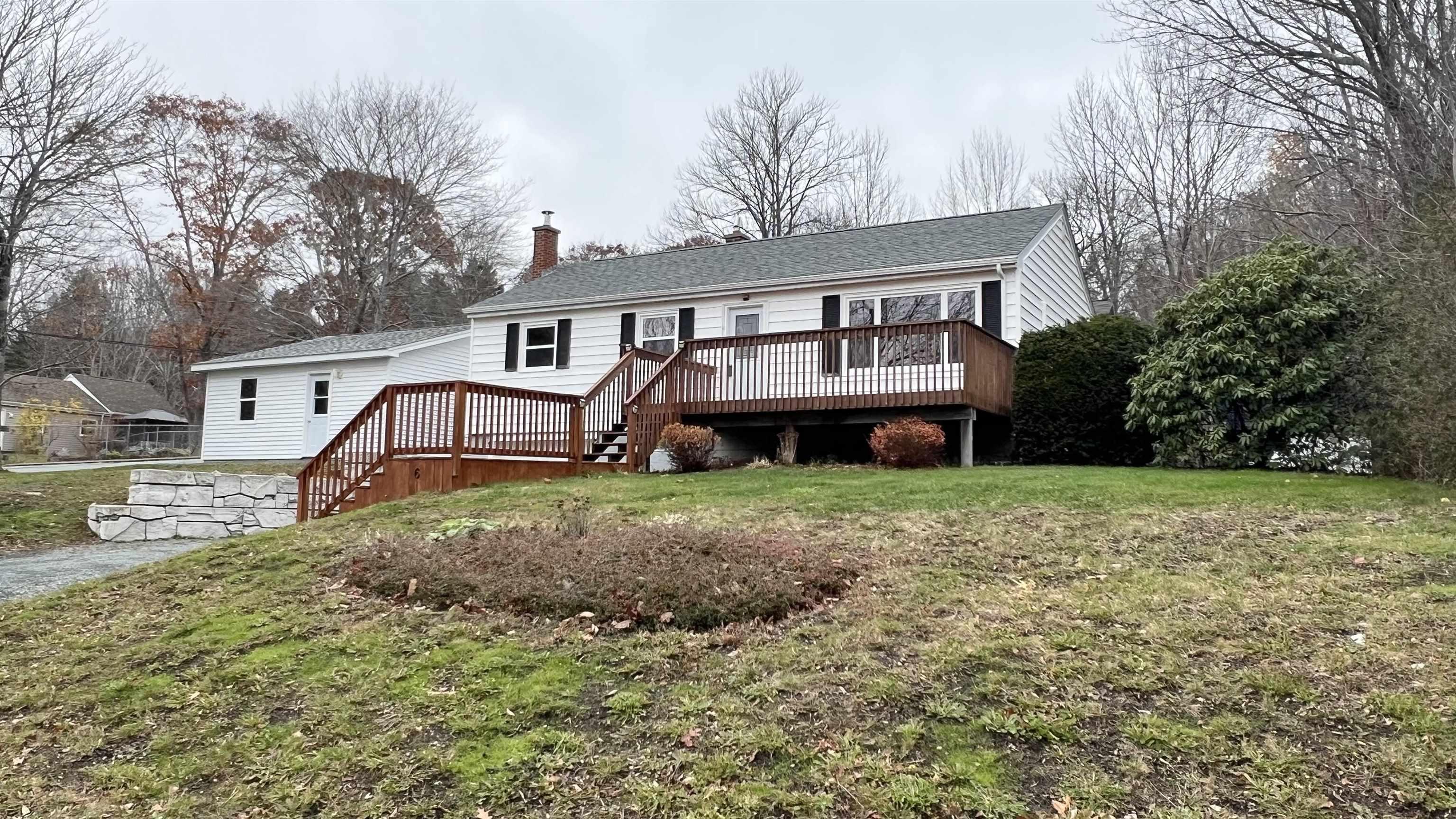 6 Pembrooke Street, Waverley, NS (MLS® 202528065)