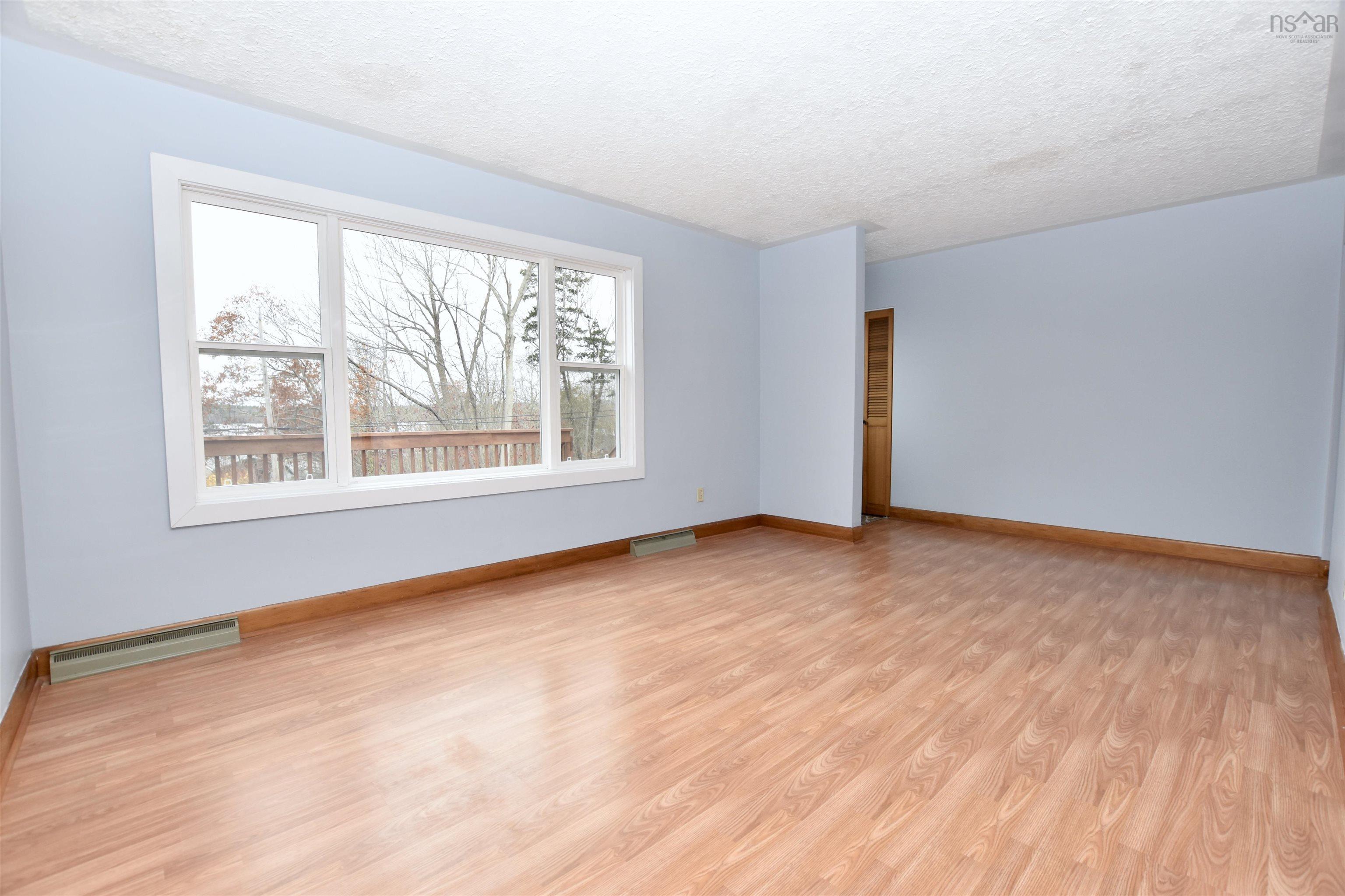 6 Pembrooke Street, Waverley, NS (MLS 202528065)