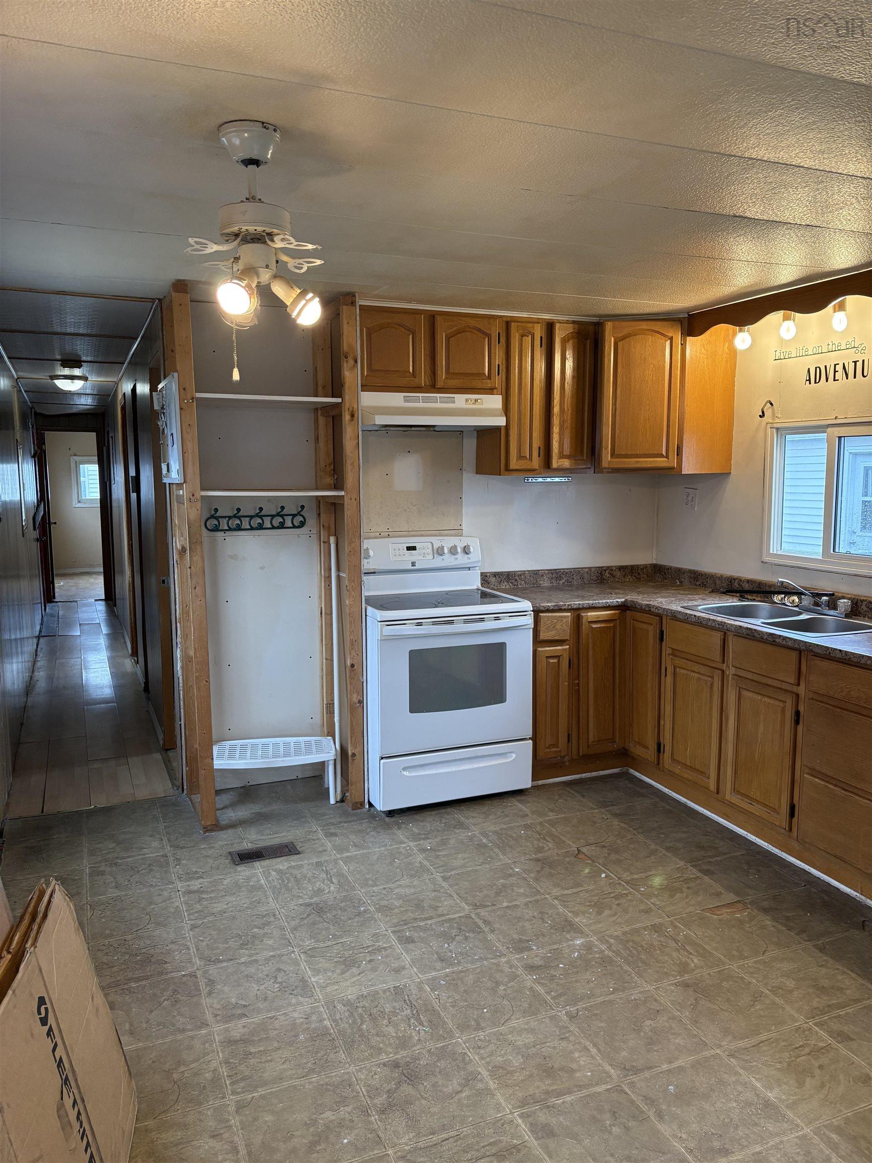 1 Bishop Avenue, Dartmouth, NS (MLS 202528072)