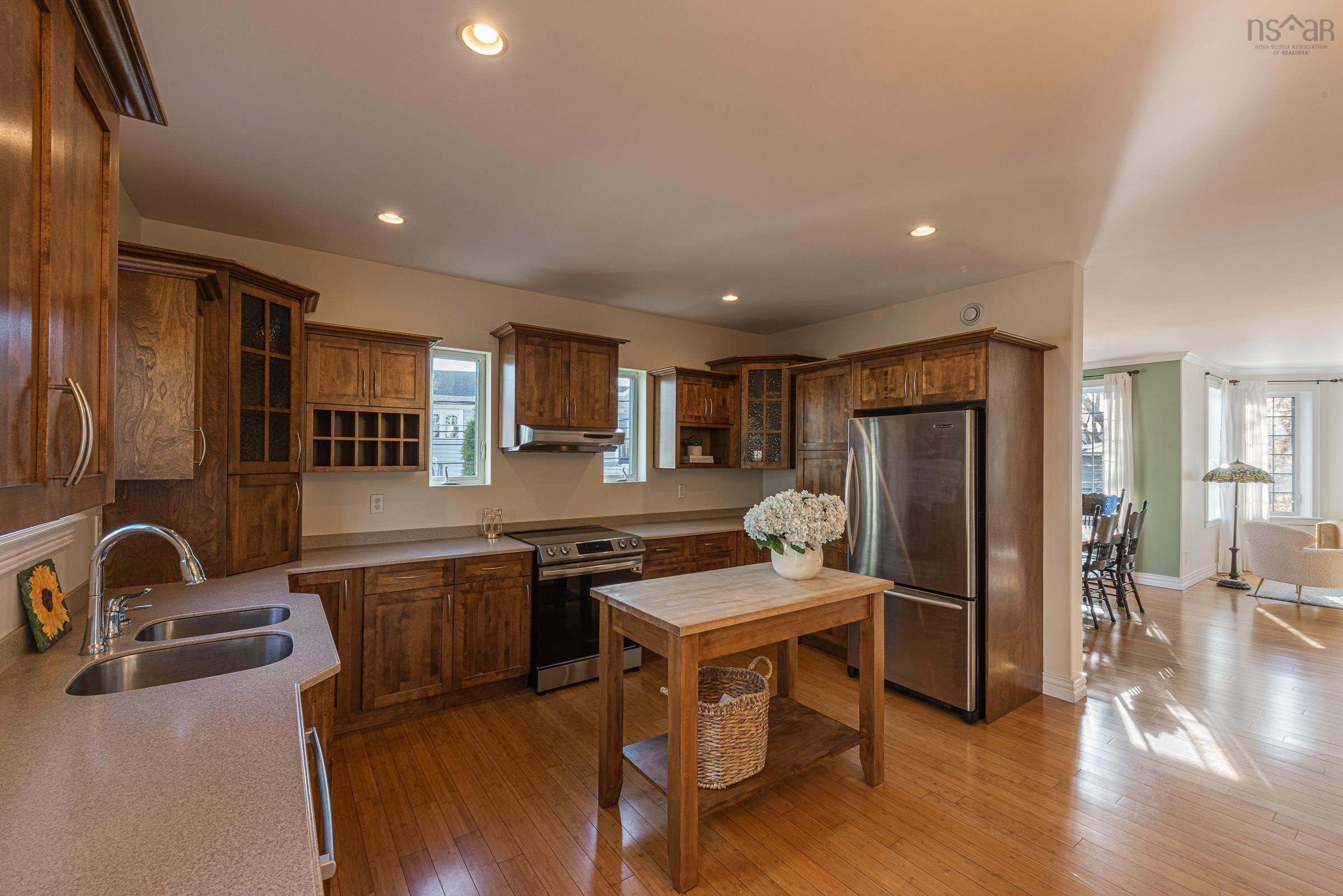 2077 Quinn Street, Halifax, NS (MLS 202528078)