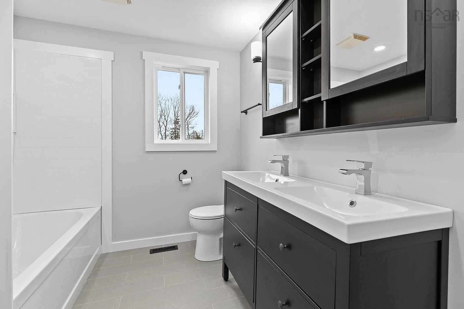 2 Delmac Court, Dartmouth, NS (MLS 202528097)