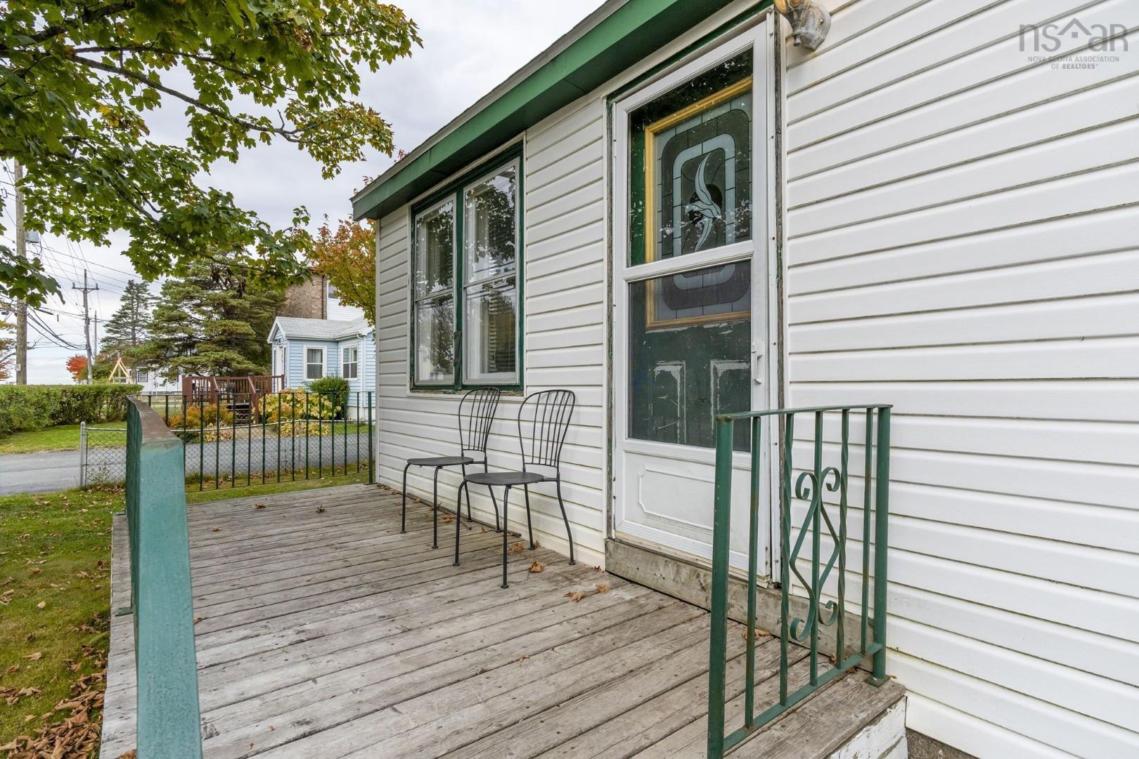 77 Gaston Road, Dartmouth, NS (MLS 202528142)