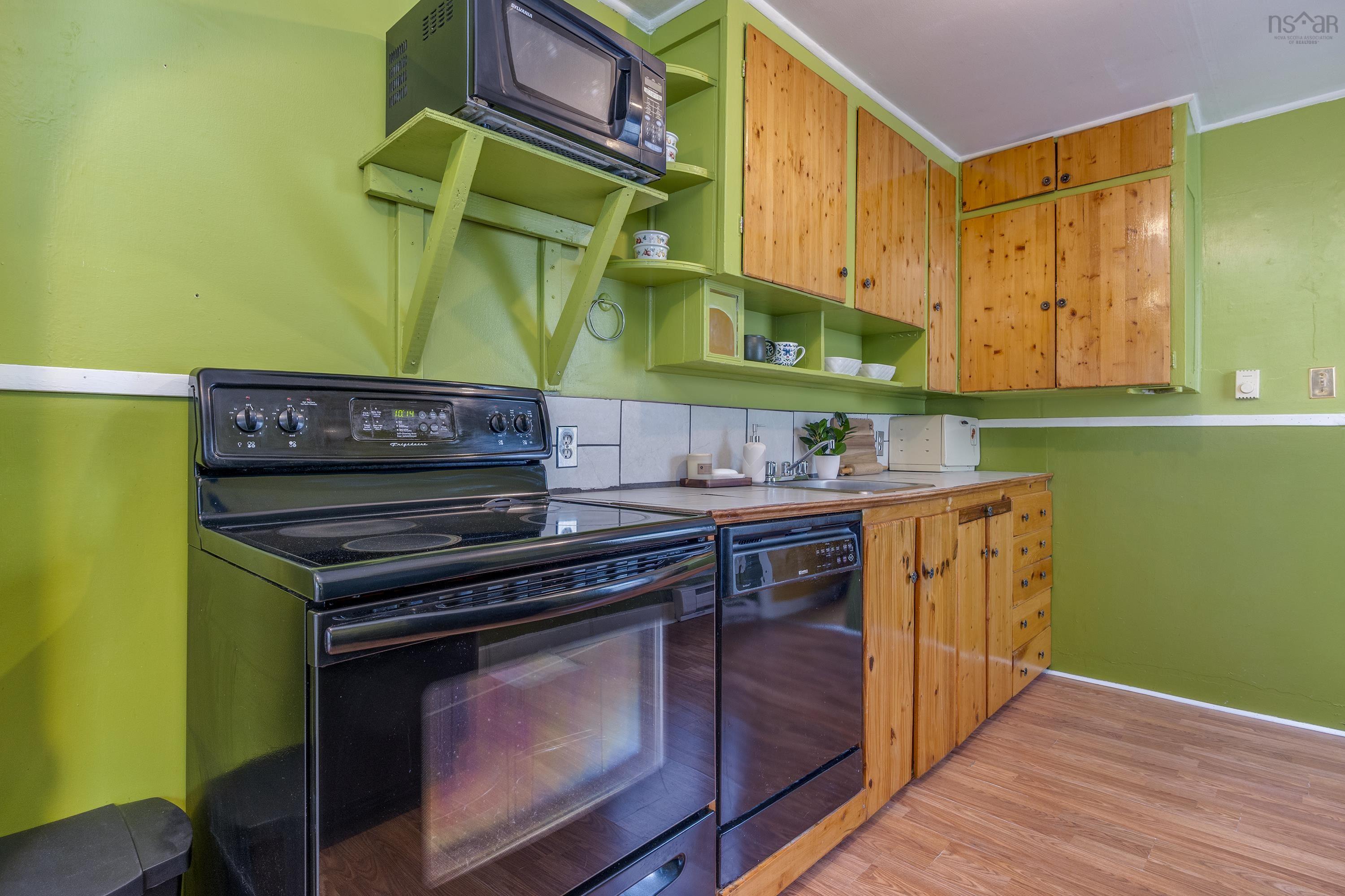 3666 Barrington Street, North End, NS (MLS 202528201)