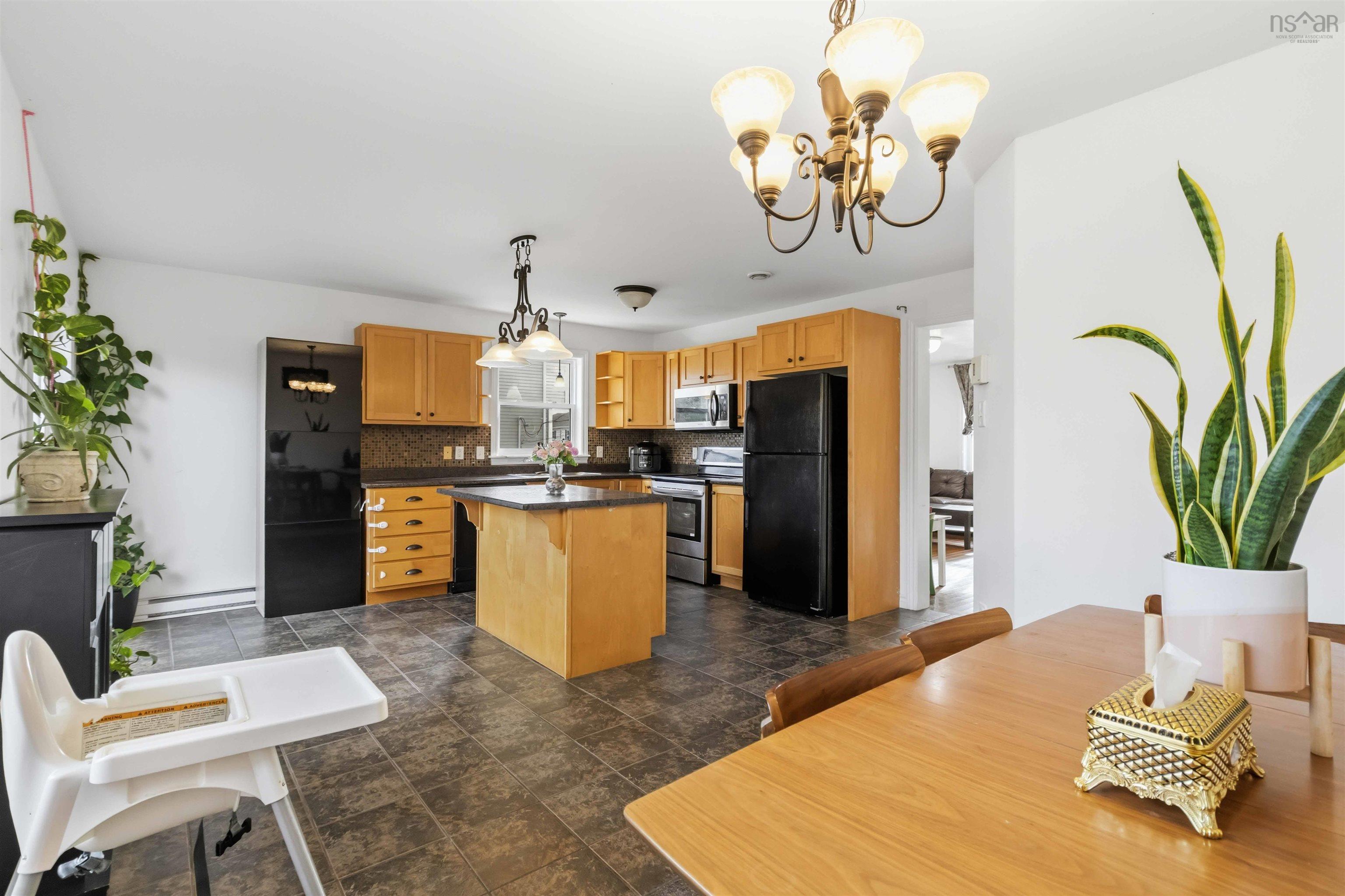 18 Danforth Road, Halifax, NS (MLS 202528220)