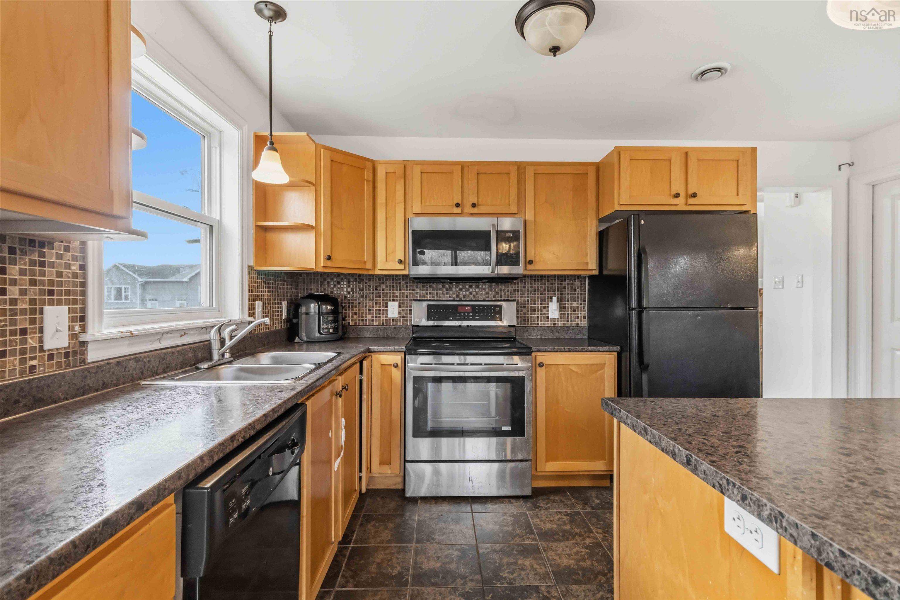 18 Danforth Road, Halifax, NS (MLS 202528220)