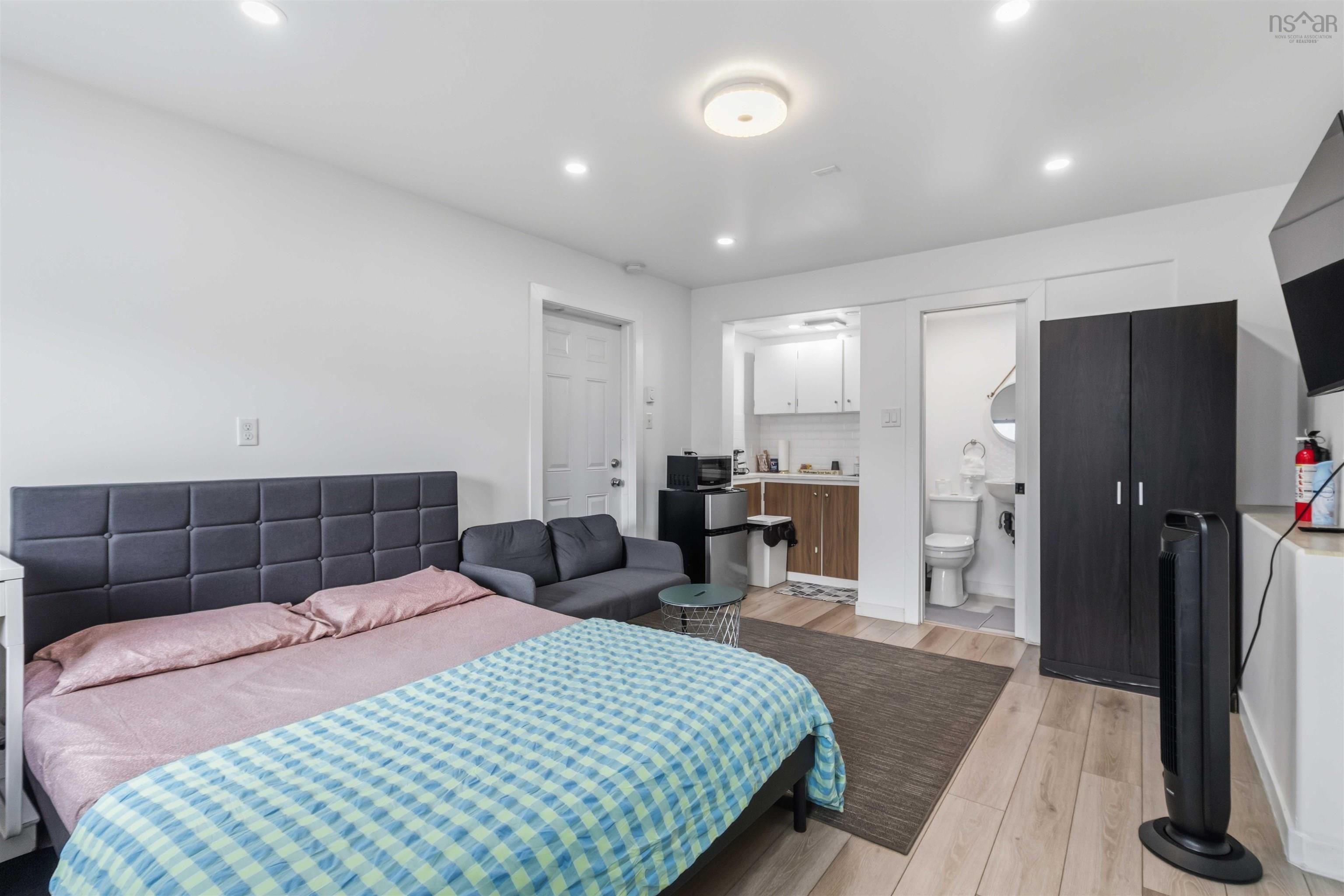 18 Danforth Road, Halifax, NS (MLS 202528220)