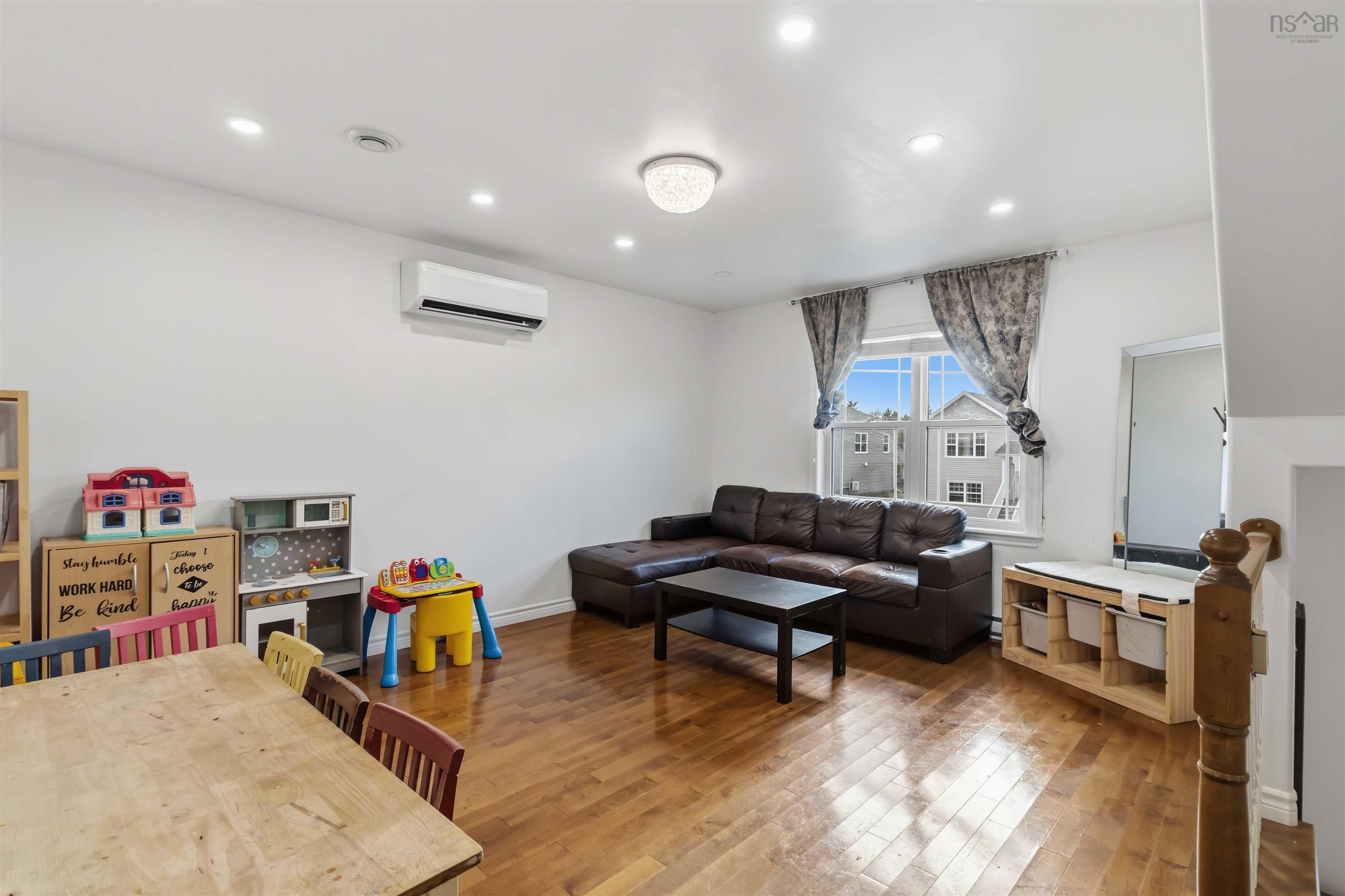 18 Danforth Road, Halifax, NS (MLS 202528220)