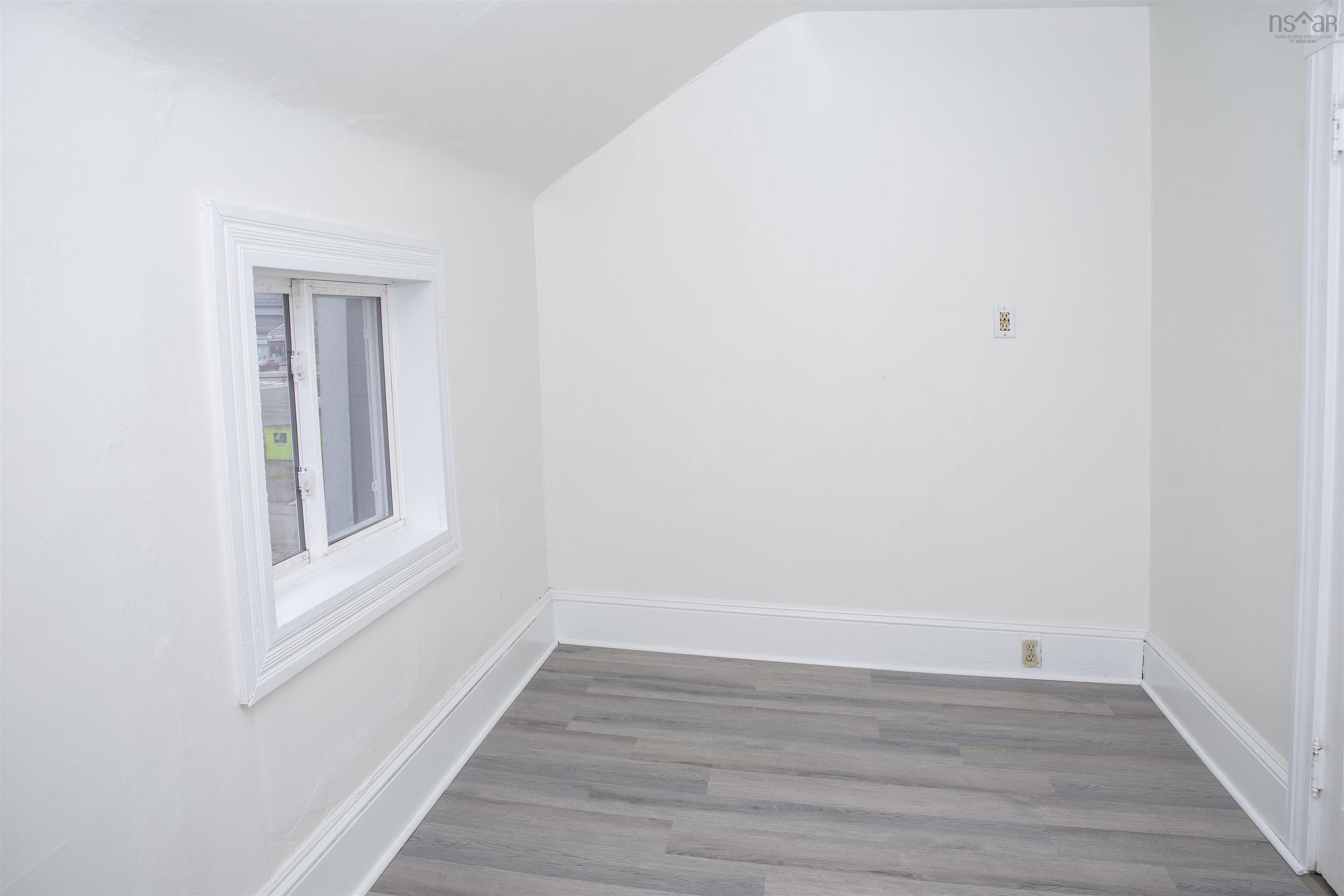 $235,000.00: 31 Forbes Court, Sydney