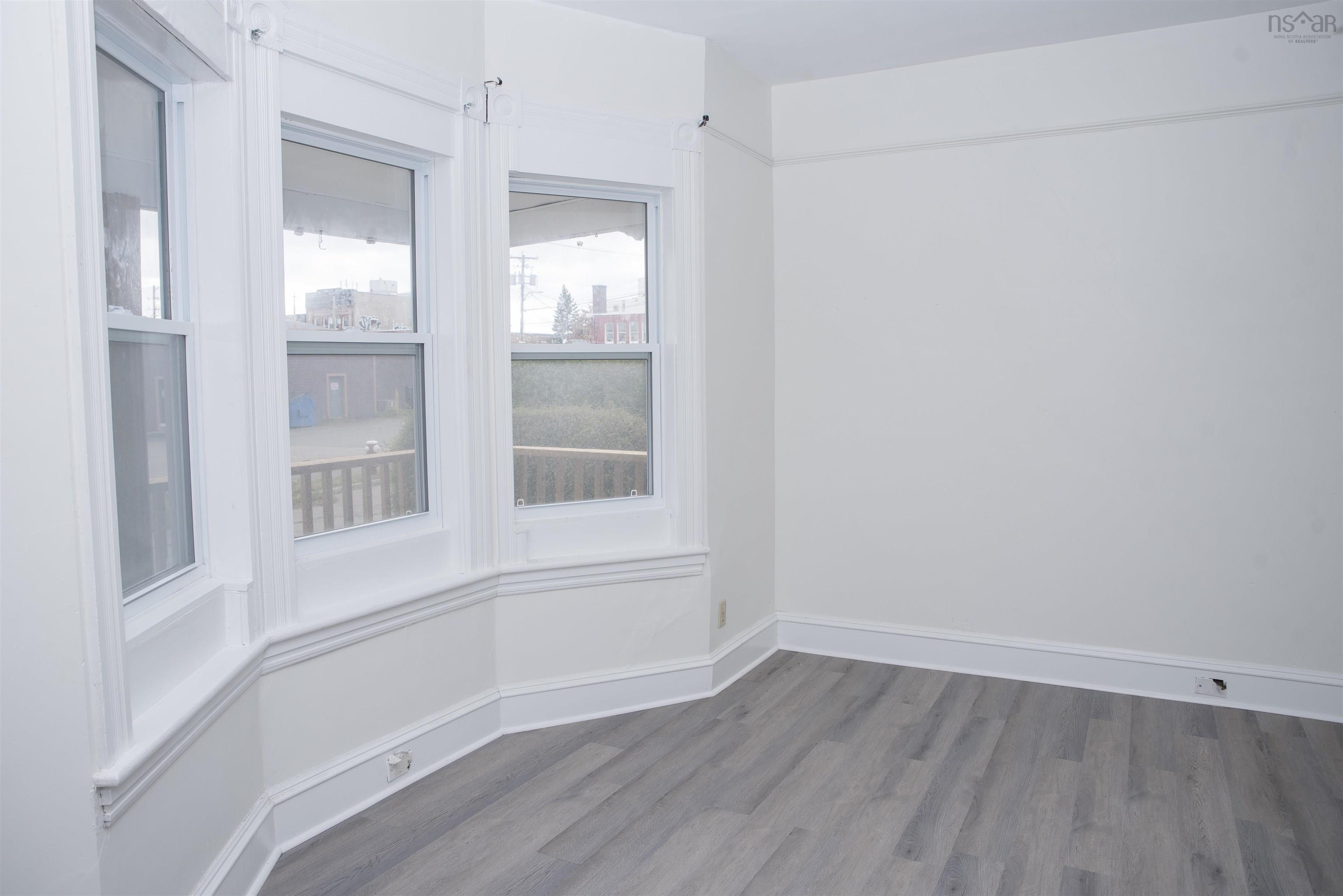 $235,000.00: 31 Forbes Court, Sydney