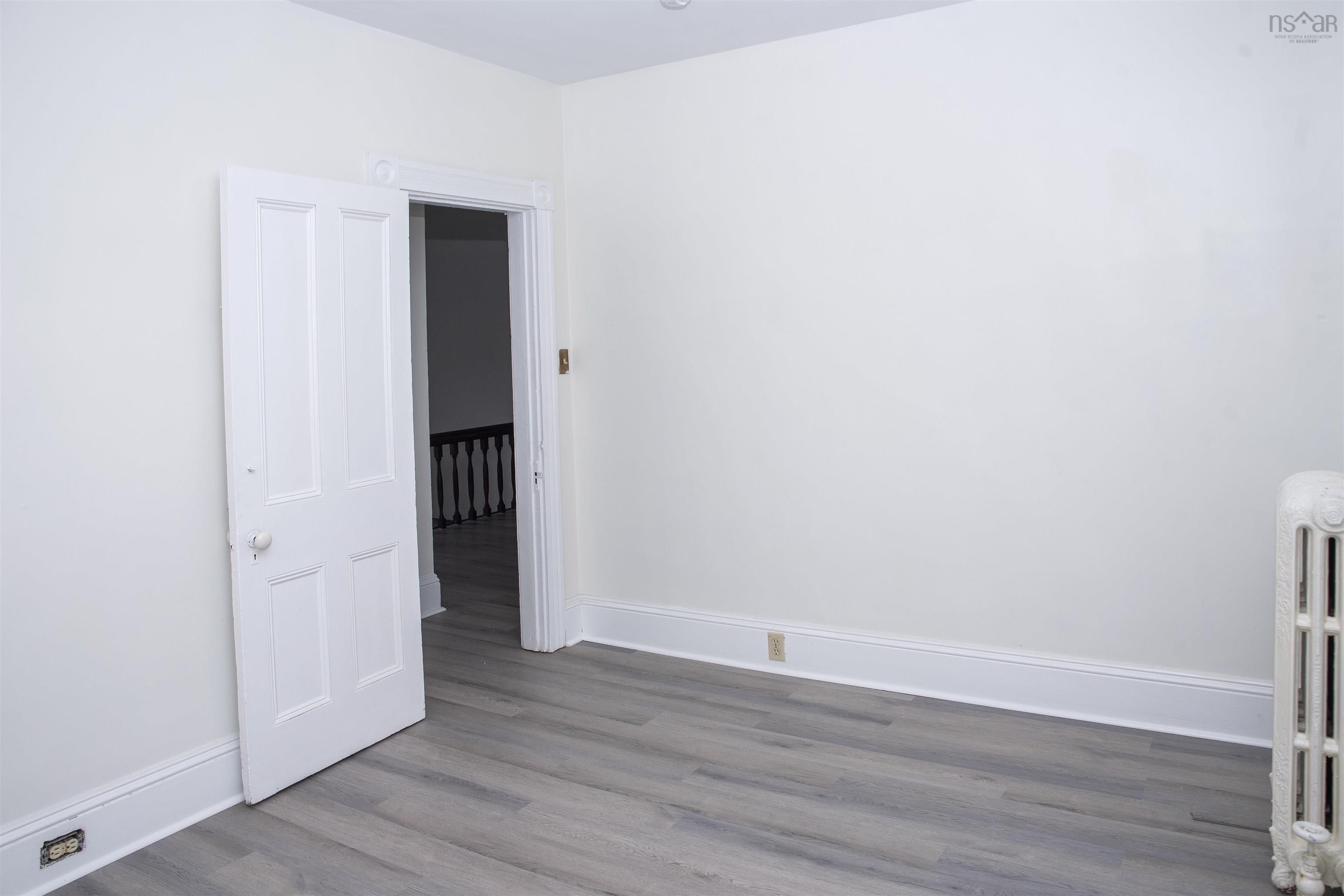 $235,000.00: 31 Forbes Court, Sydney