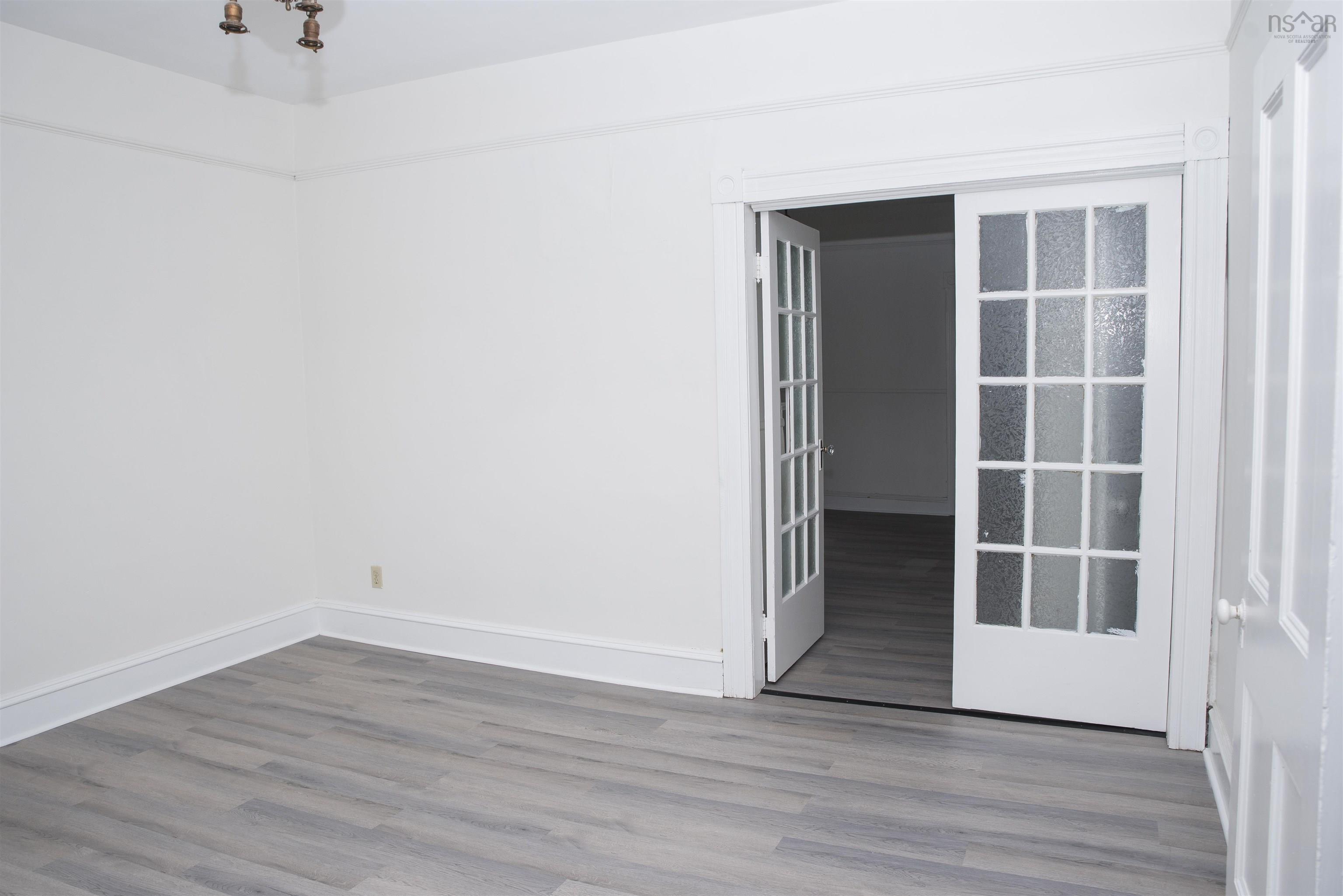 $235,000.00: 31 Forbes Court, Sydney