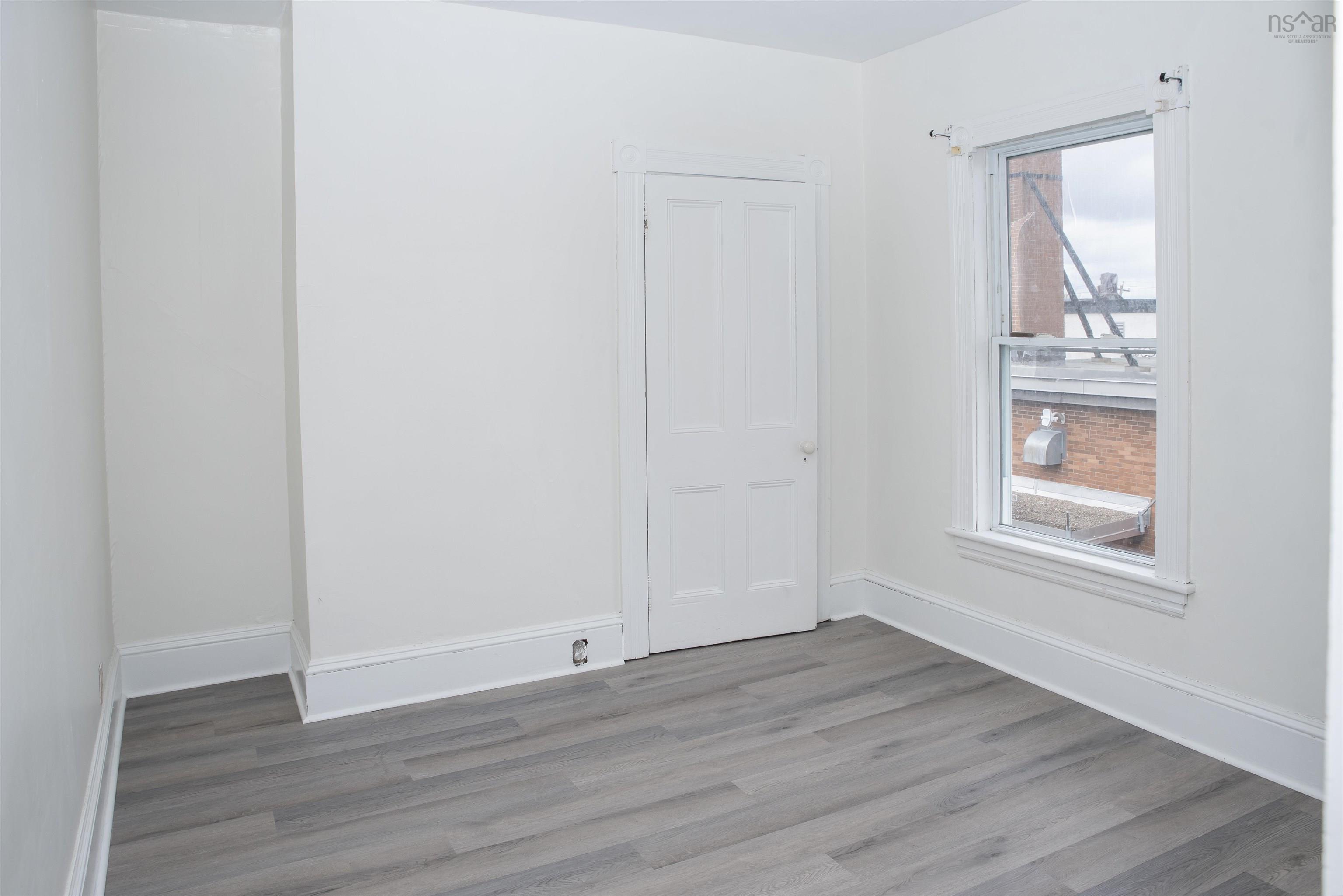 $235,000.00: 31 Forbes Court, Sydney