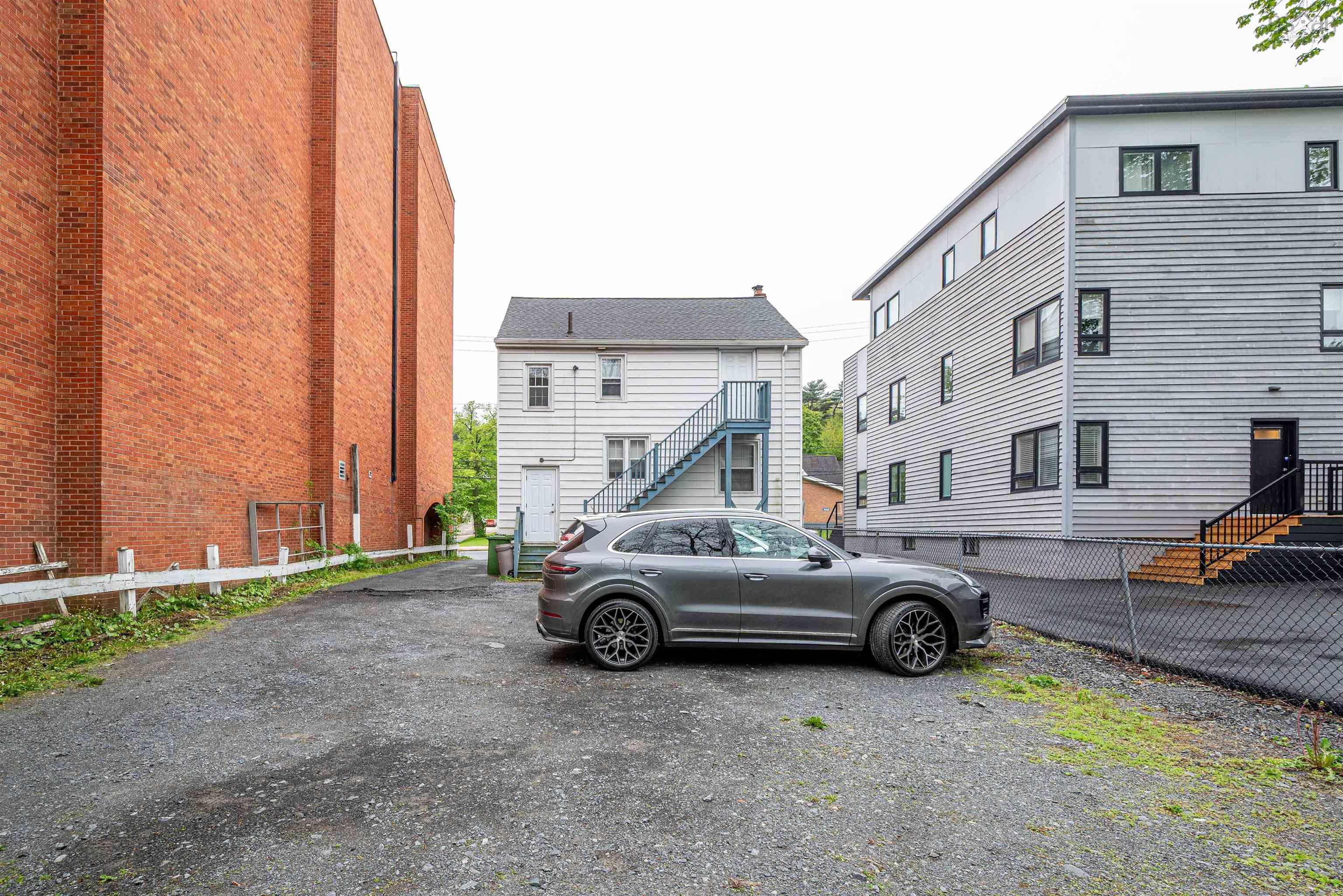 $799,900.00: 2655 Joseph Howe Drive, Halifax