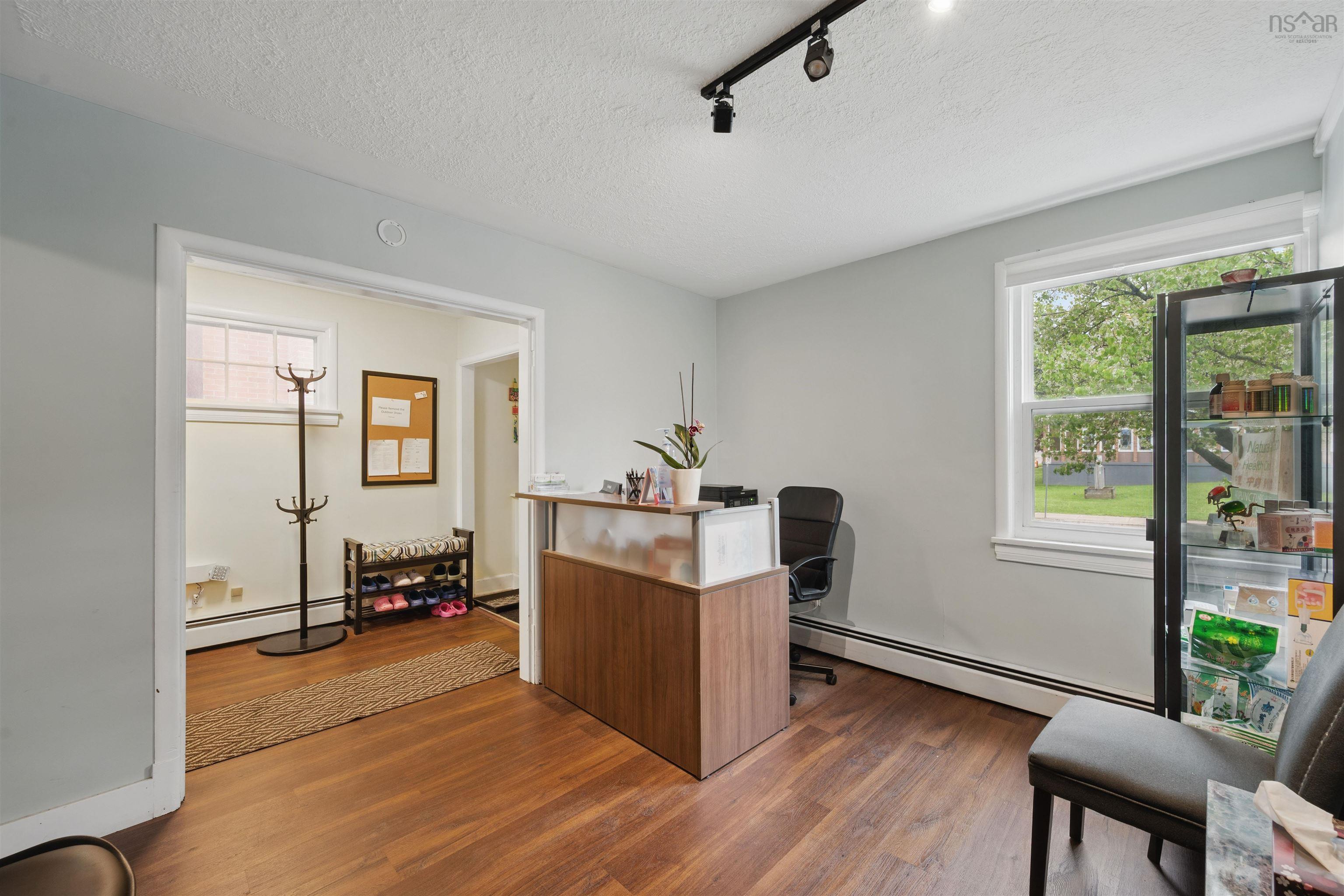 $799,900.00: 2655 Joseph Howe Drive, Halifax