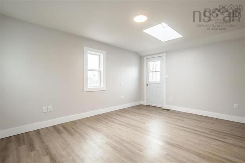 $569,900.00: 82 Albro Lake Road, Dartmouth