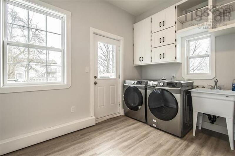 $569,900.00: 82 Albro Lake Road, Dartmouth