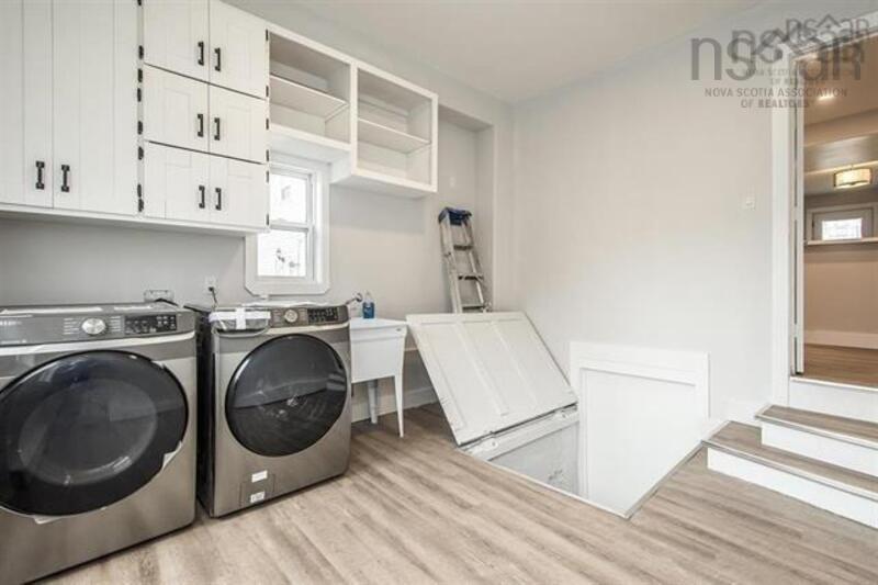 $569,900.00: 82 Albro Lake Road, Dartmouth