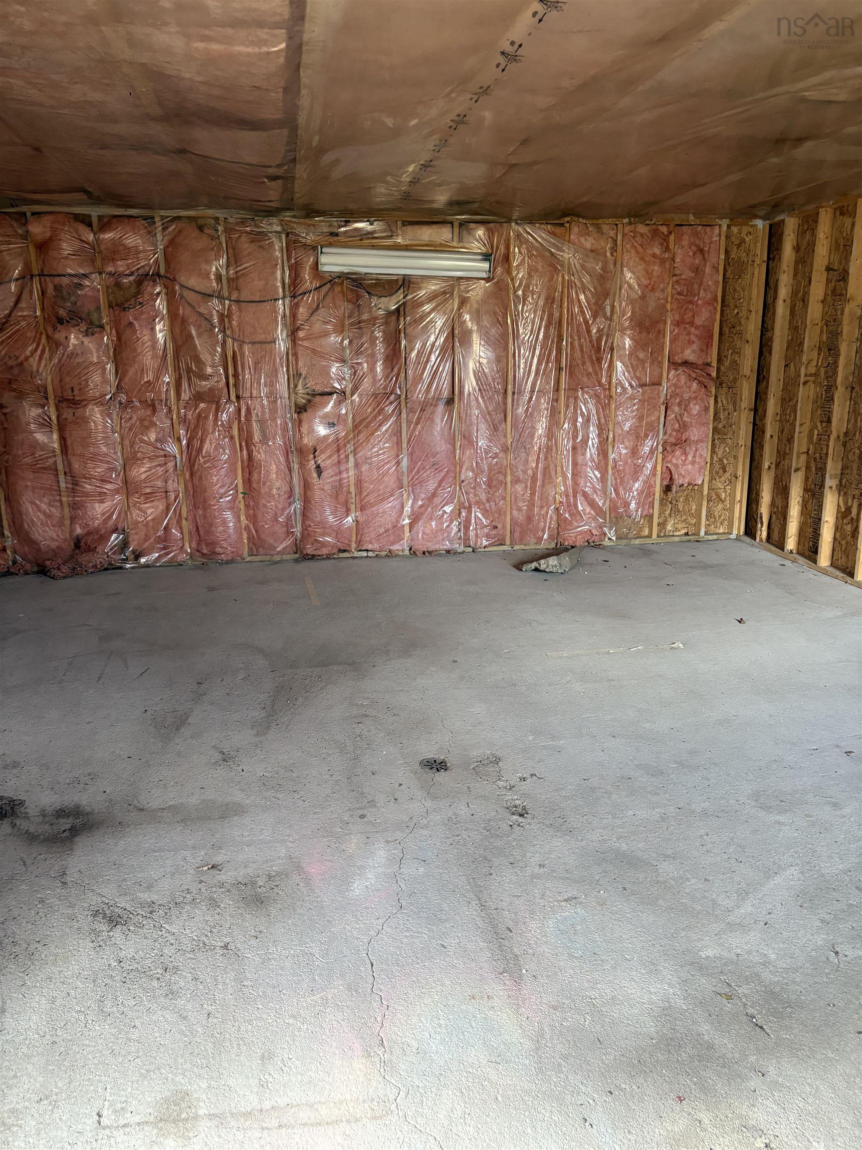 $74,900.00: 343 Ninth Street, New Waterford