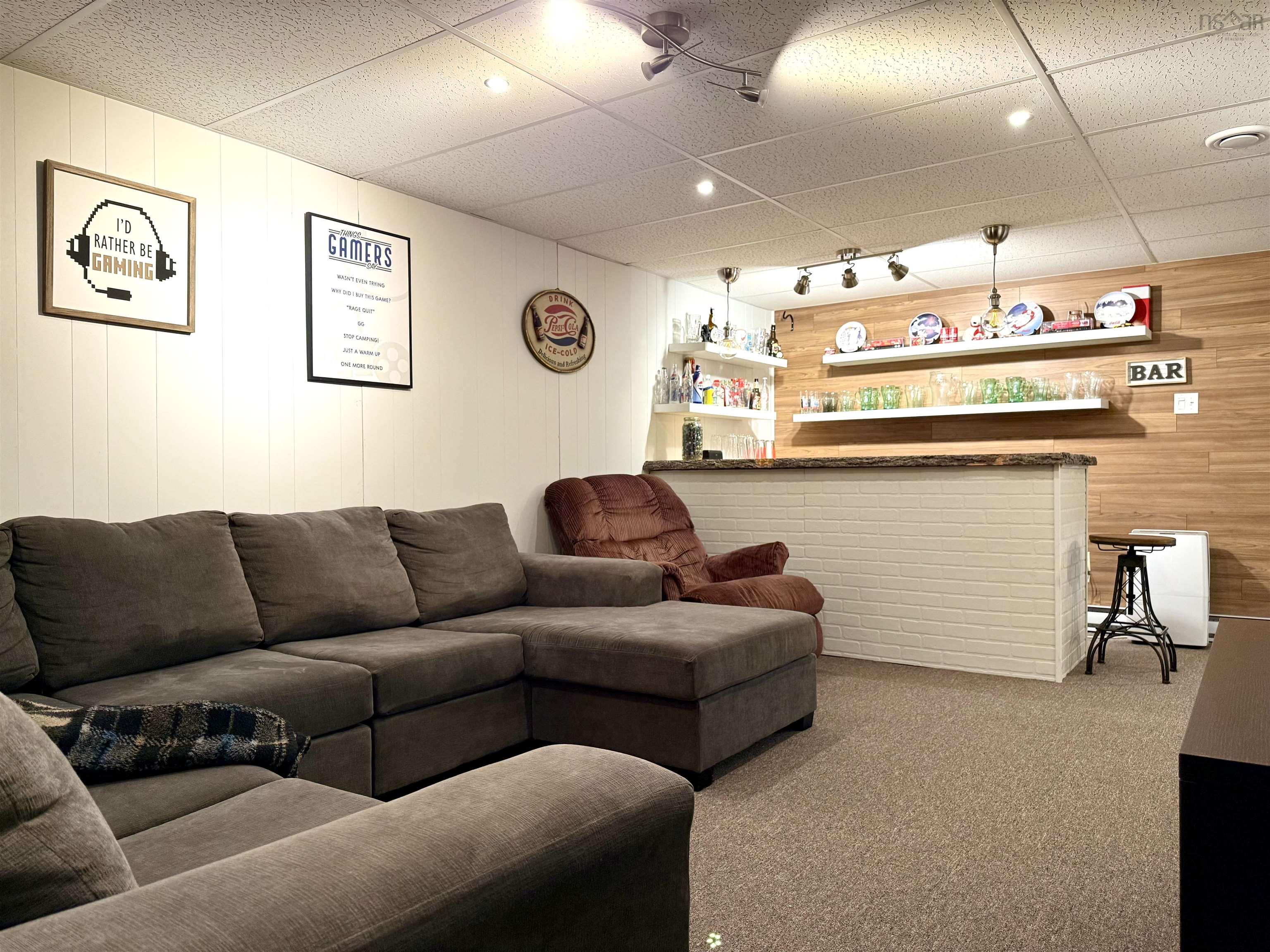 $359,900.00: 10 Fletcher Drive, Amherst