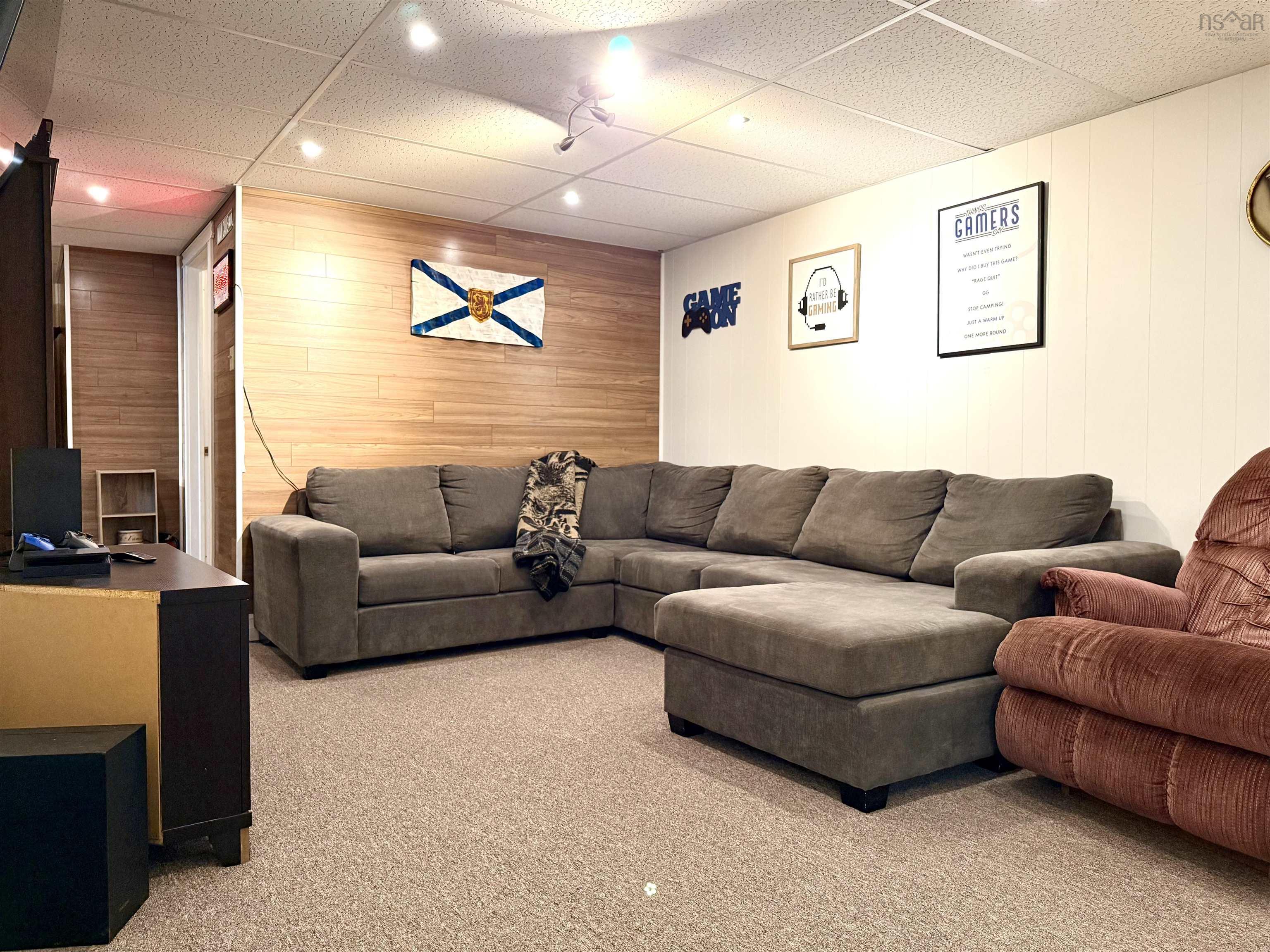 $359,900.00: 10 Fletcher Drive, Amherst