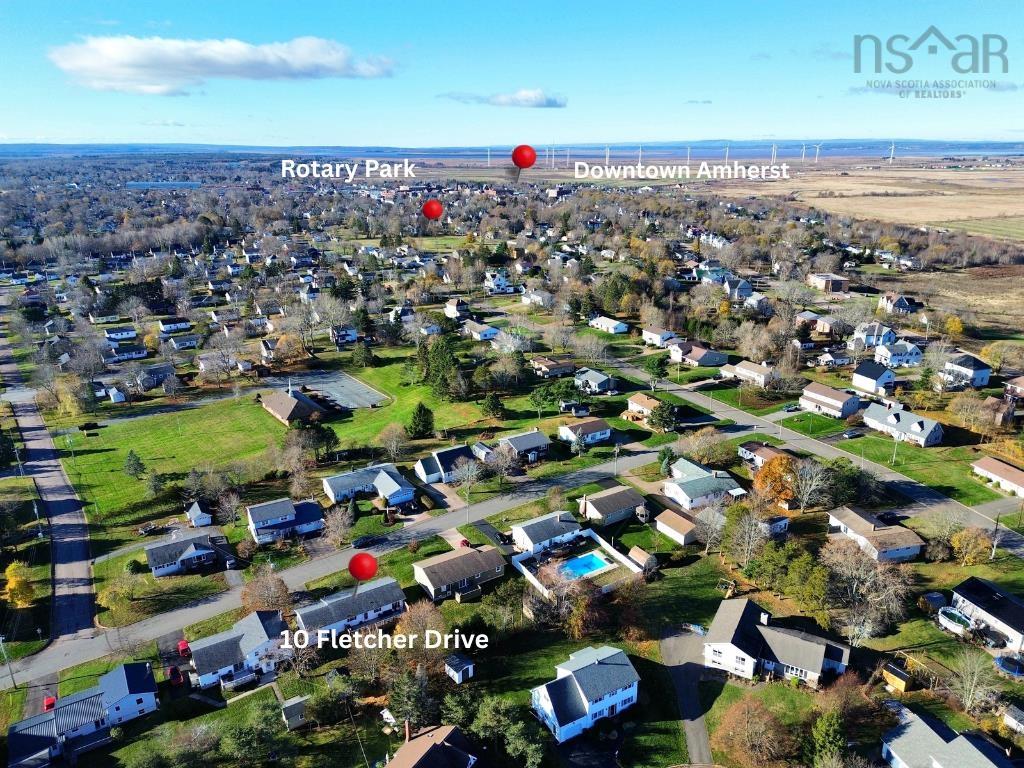 $359,900.00: 10 Fletcher Drive, Amherst