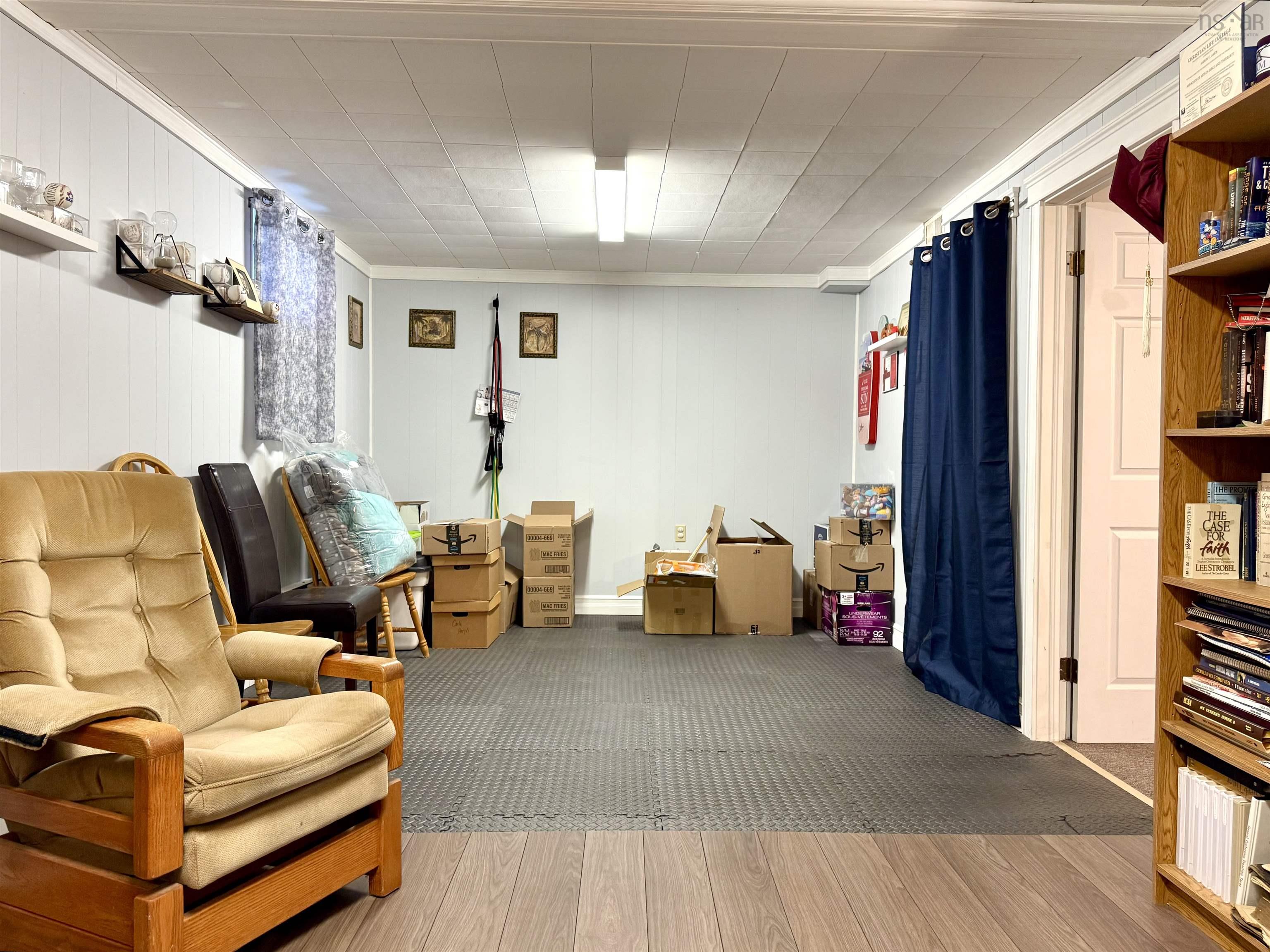 $359,900.00: 10 Fletcher Drive, Amherst